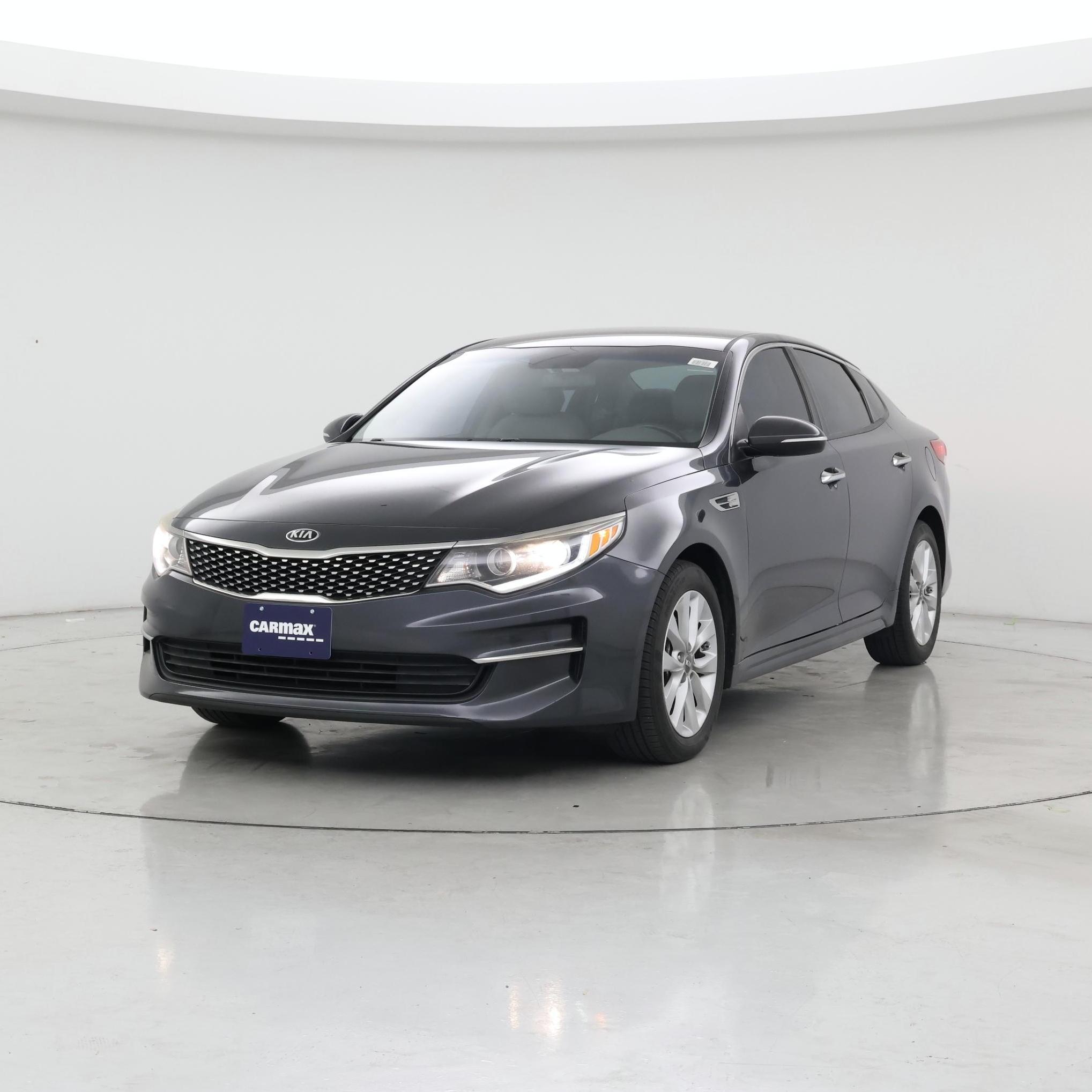 Thumbnail: 2017 Kia Optima - 4