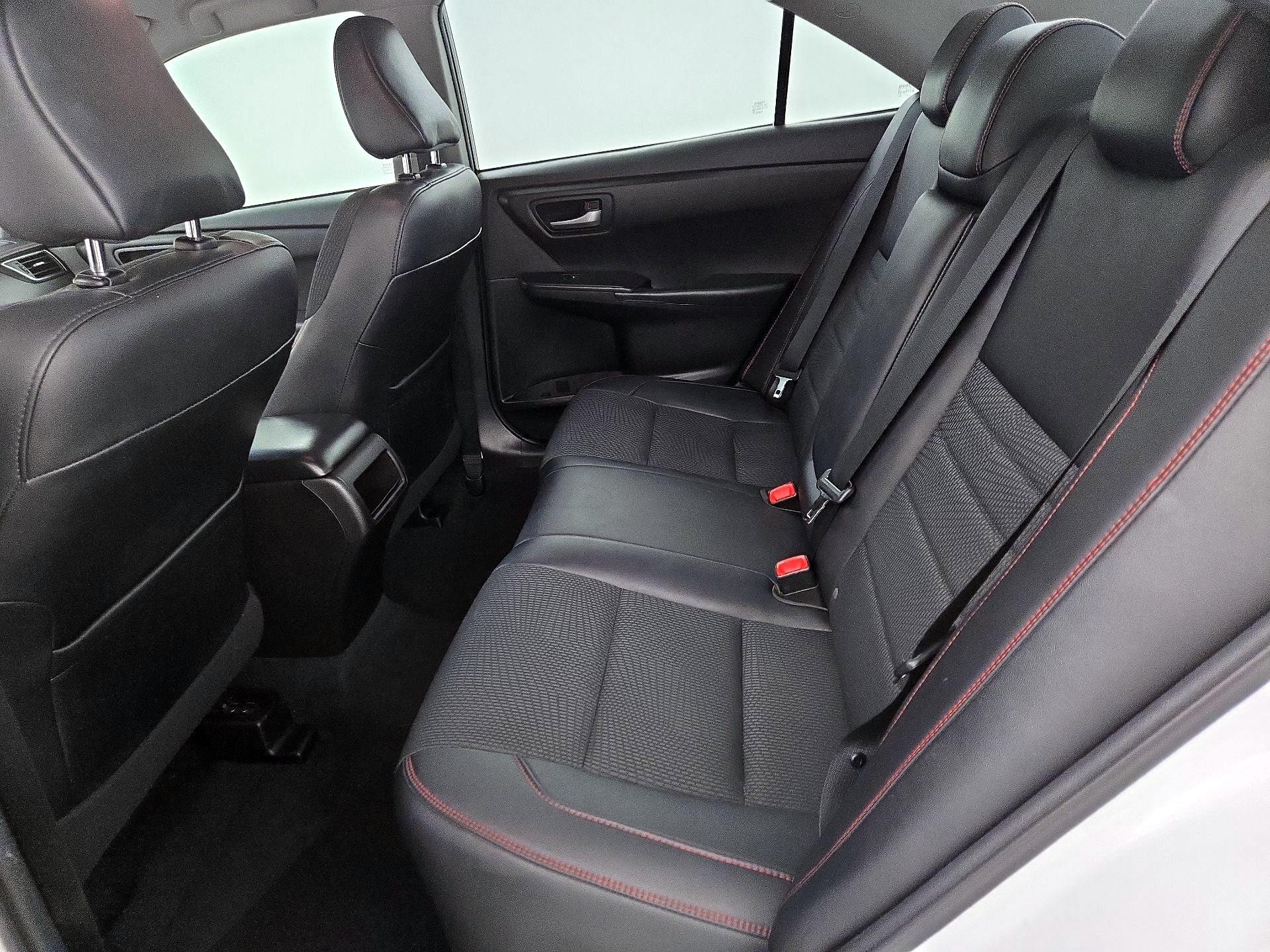 Thumbnail: 2017 Toyota Camry - 19