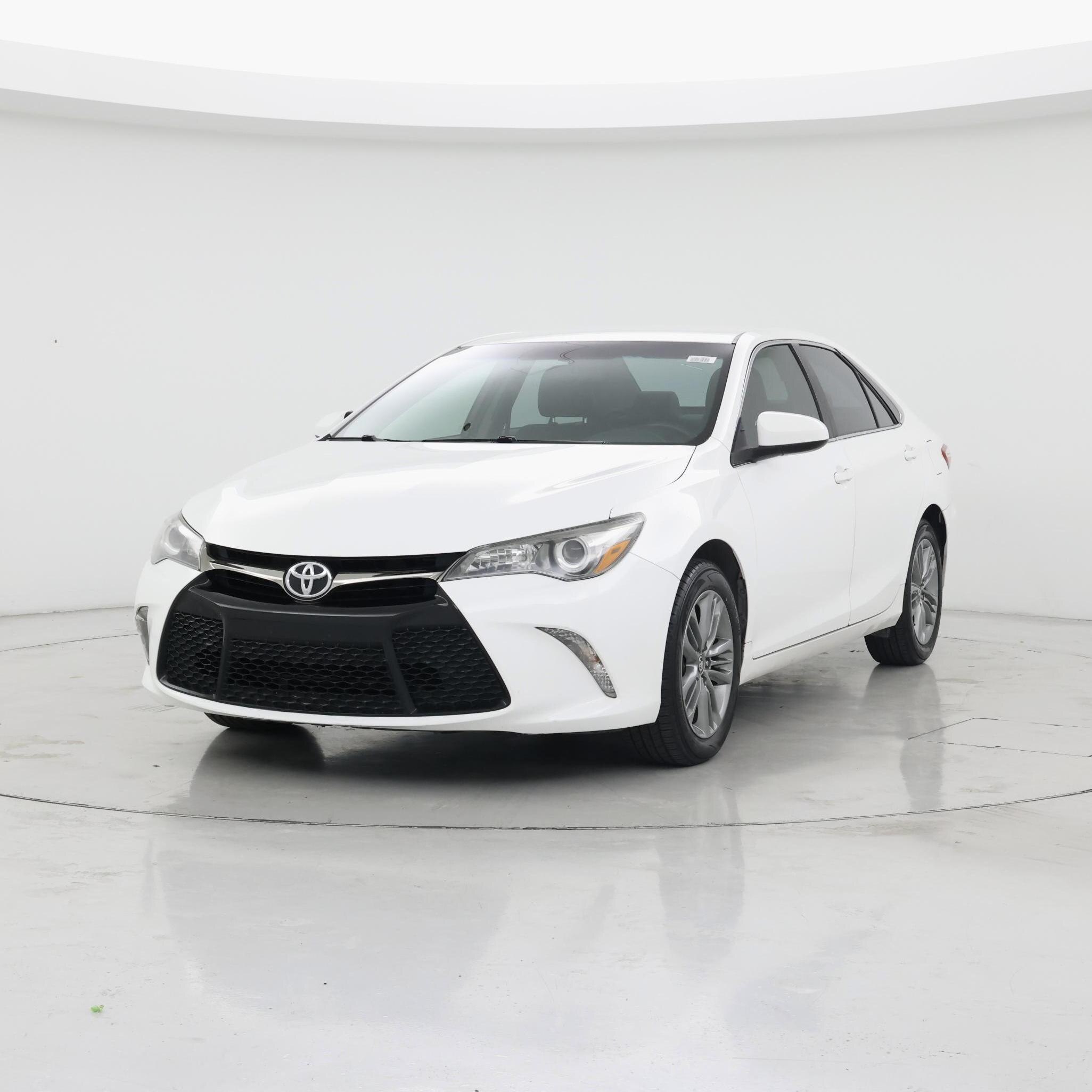 Thumbnail: 2017 Toyota Camry - 4