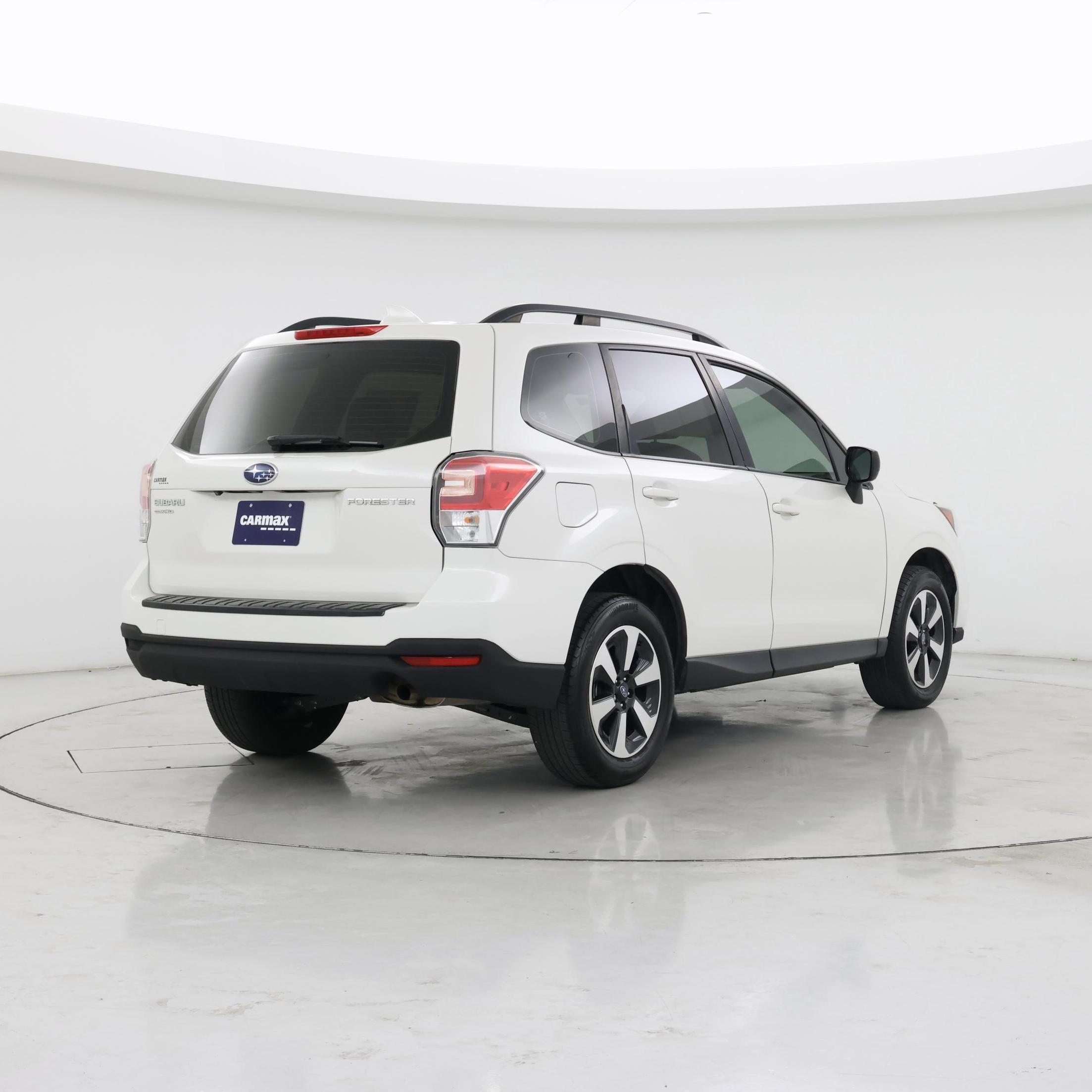 Thumbnail: 2018 Subaru Forester - 8