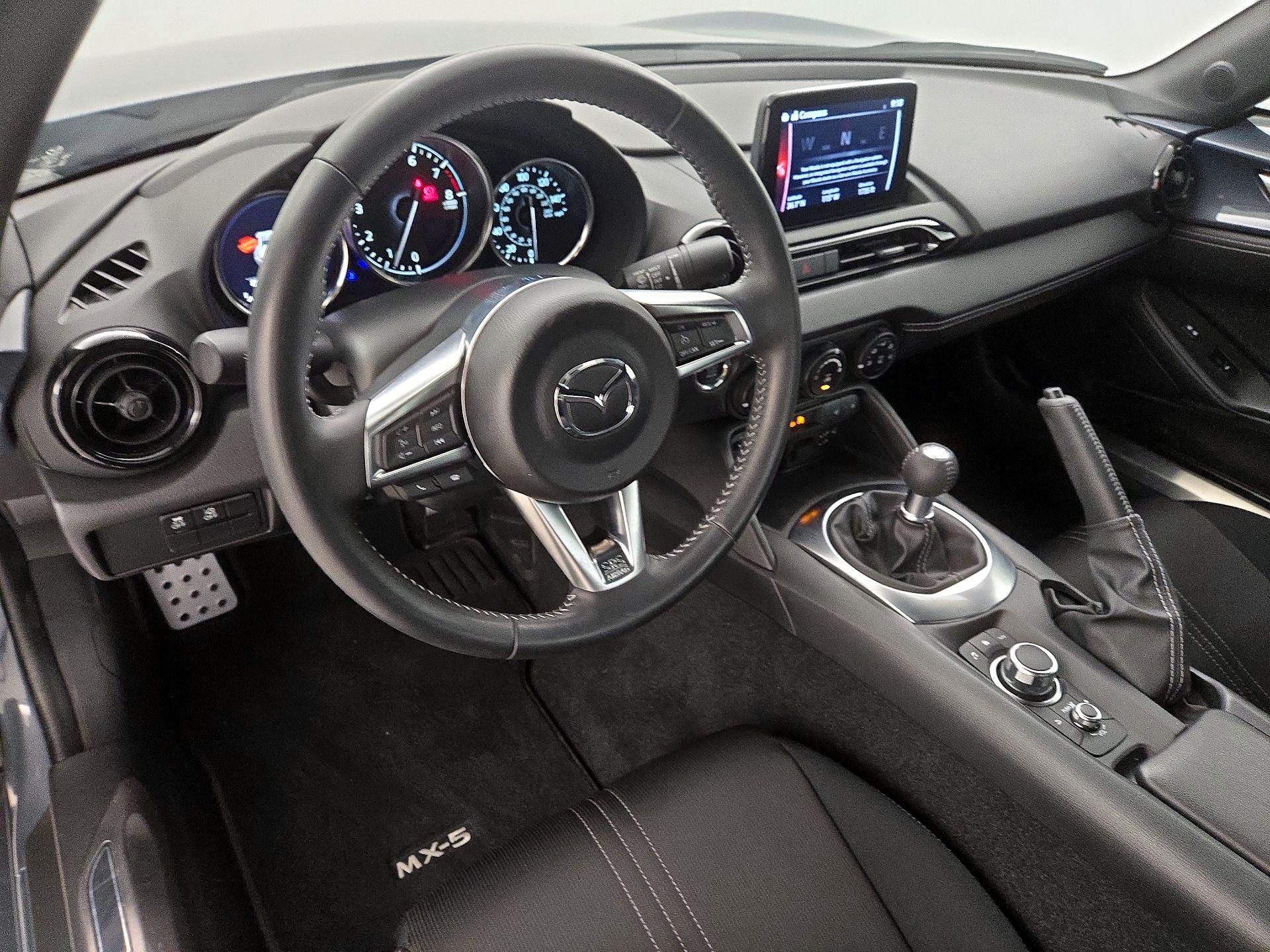 Thumbnail: 2021 Mazda MX-5 Miata - 9