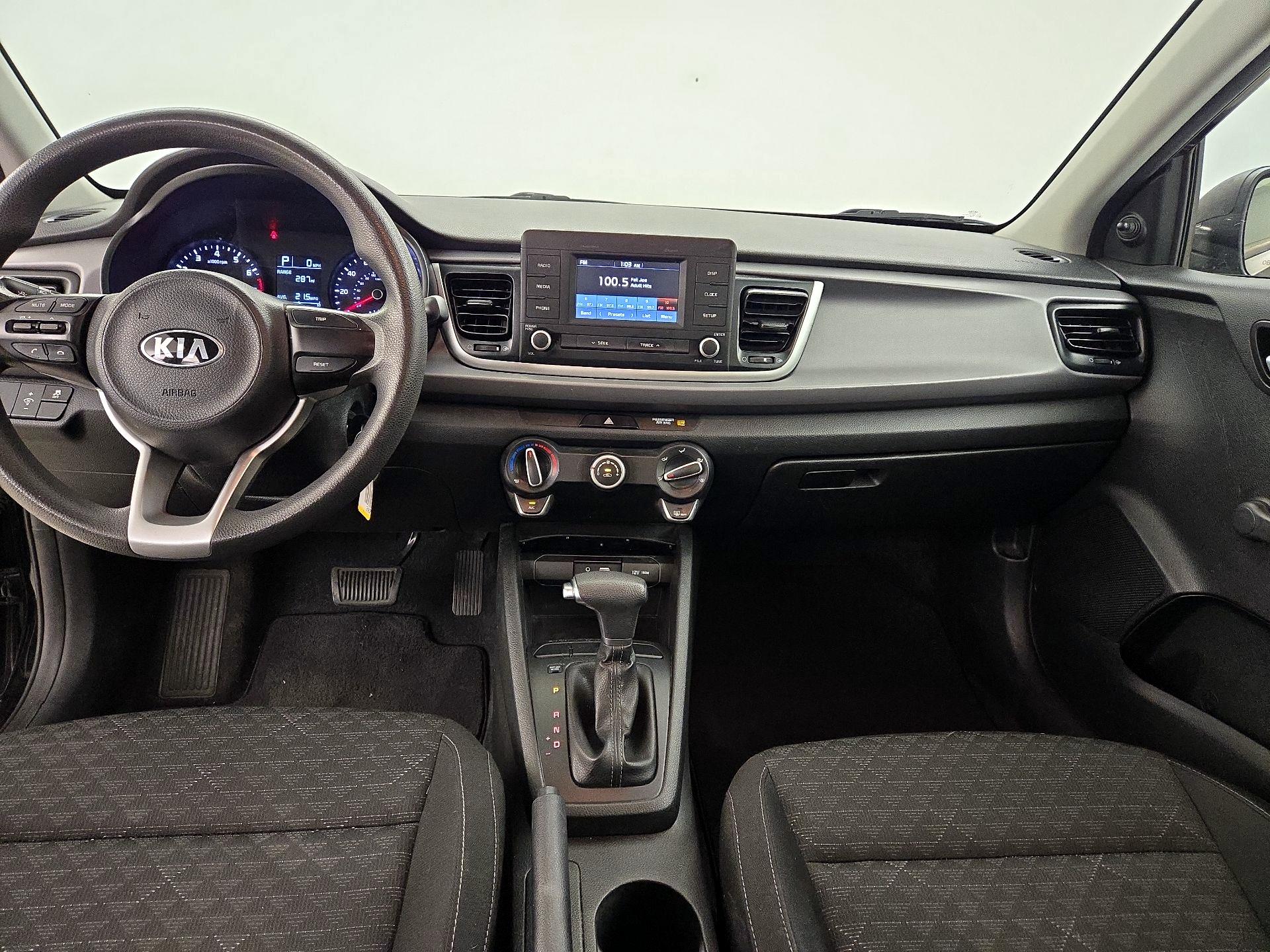 Thumbnail: 2018 Kia Rio - 9