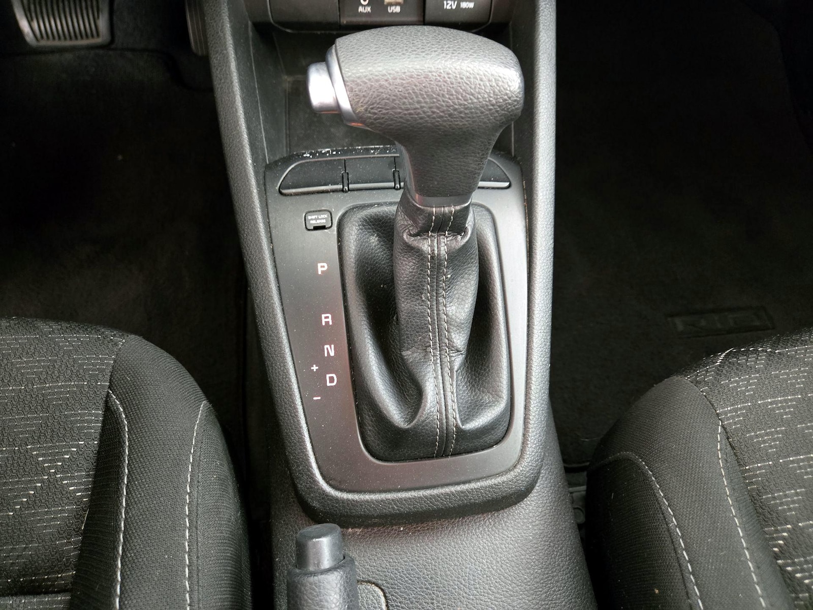 2018 Kia RIO LX - Photo 18