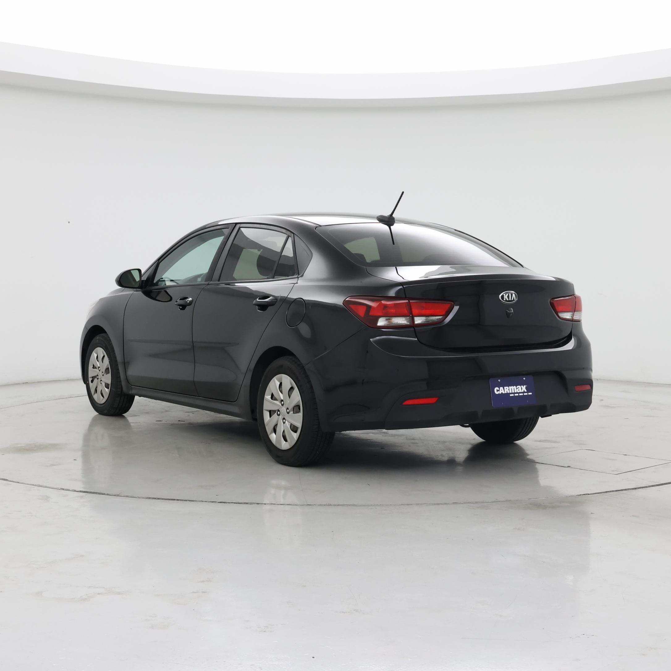 Thumbnail: 2018 Kia Rio - 2