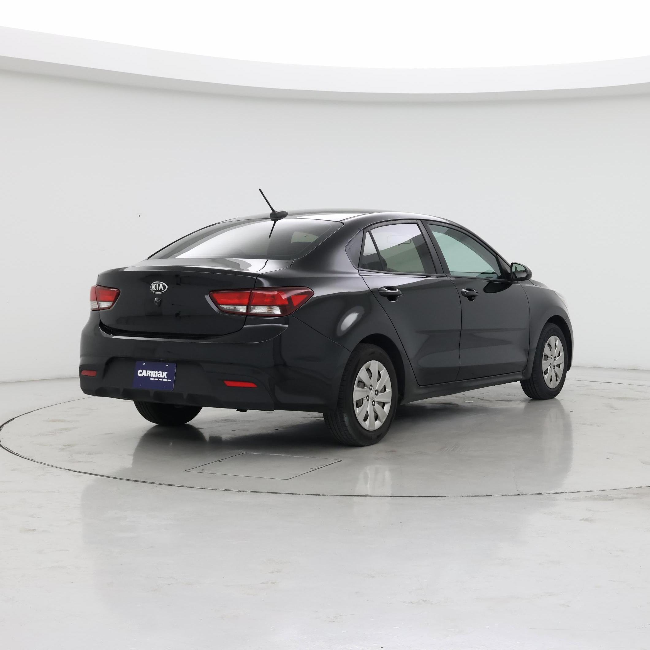 Thumbnail: 2018 Kia Rio - 8