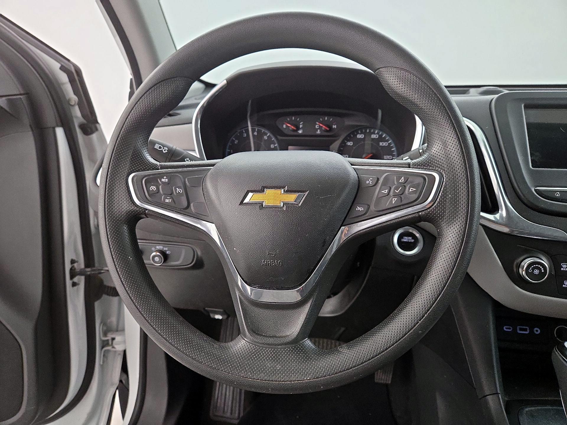 Thumbnail: 2019 Chevrolet Equinox - 10