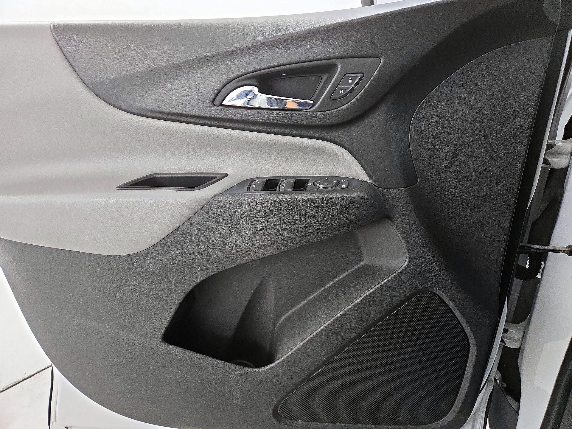 Thumbnail: 2019 Chevrolet Equinox - 12