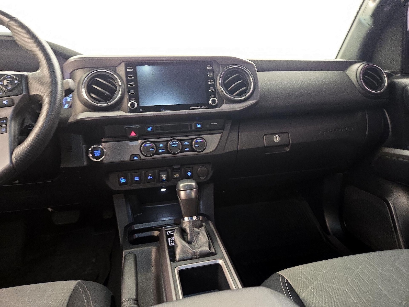 2020 Toyota Tacoma TRD Sport - Photo 10