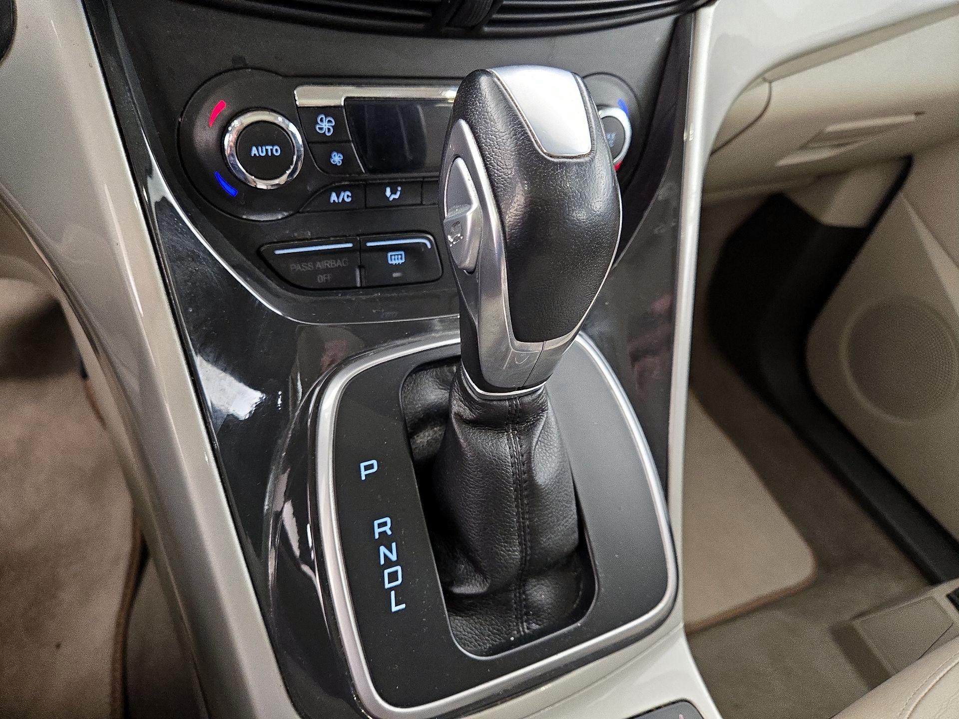 Thumbnail: 2014 Ford C-Max - 16