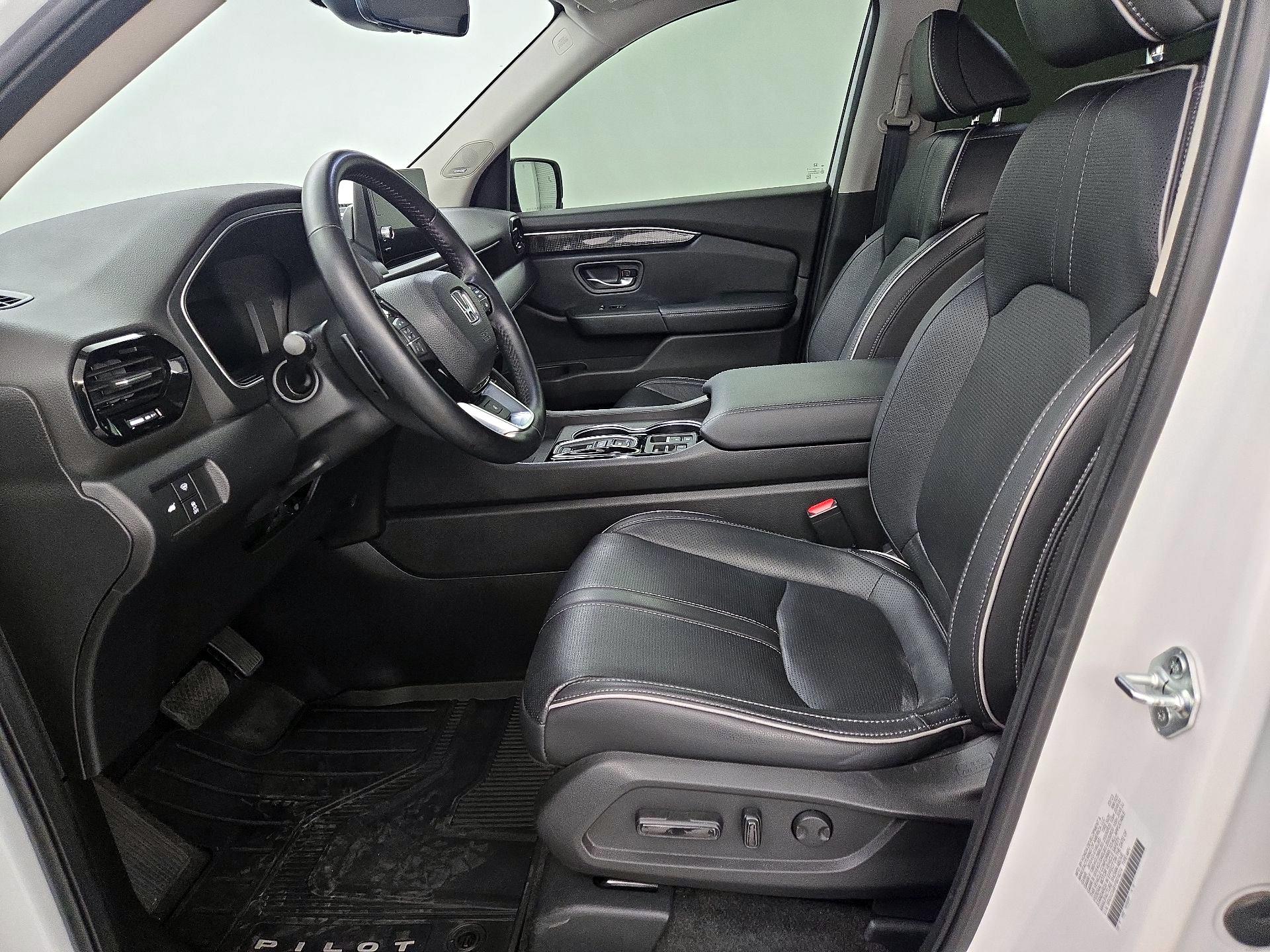 Thumbnail: 2023 Honda Pilot - 11
