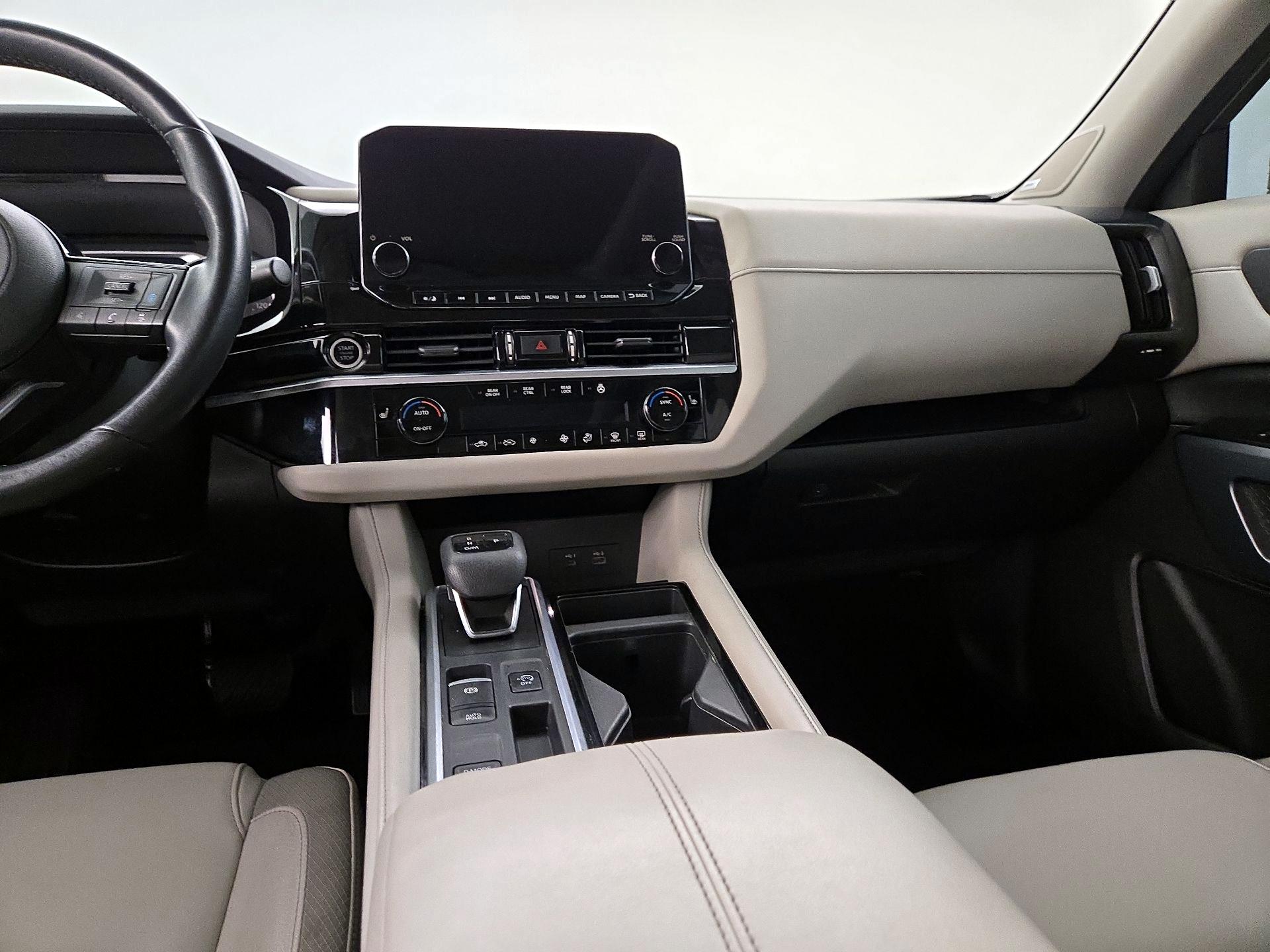 Thumbnail: 2022 Nissan Pathfinder - 9