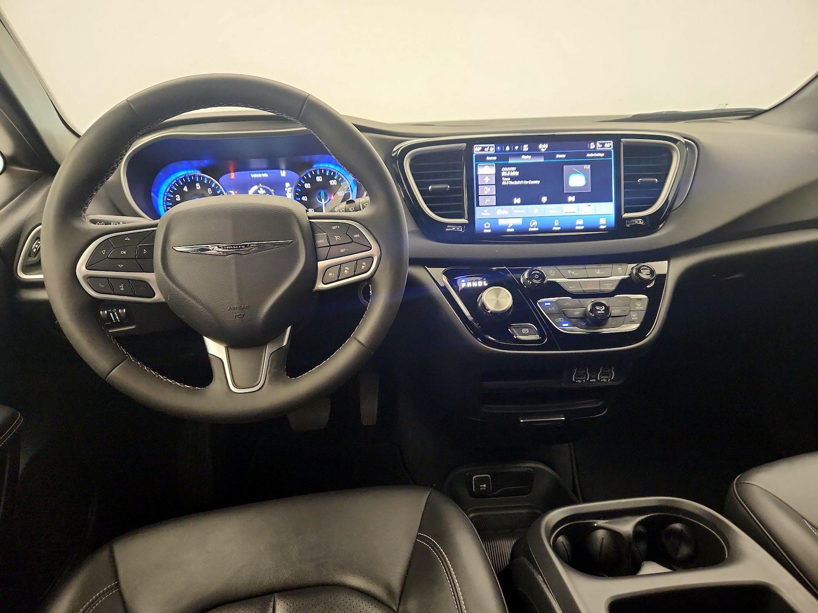 2025 Chrysler Pacifica Select - Photo 10