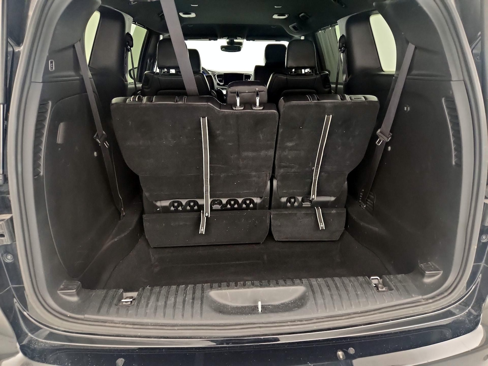 2025 Chrysler Pacifica Select - Photo 22