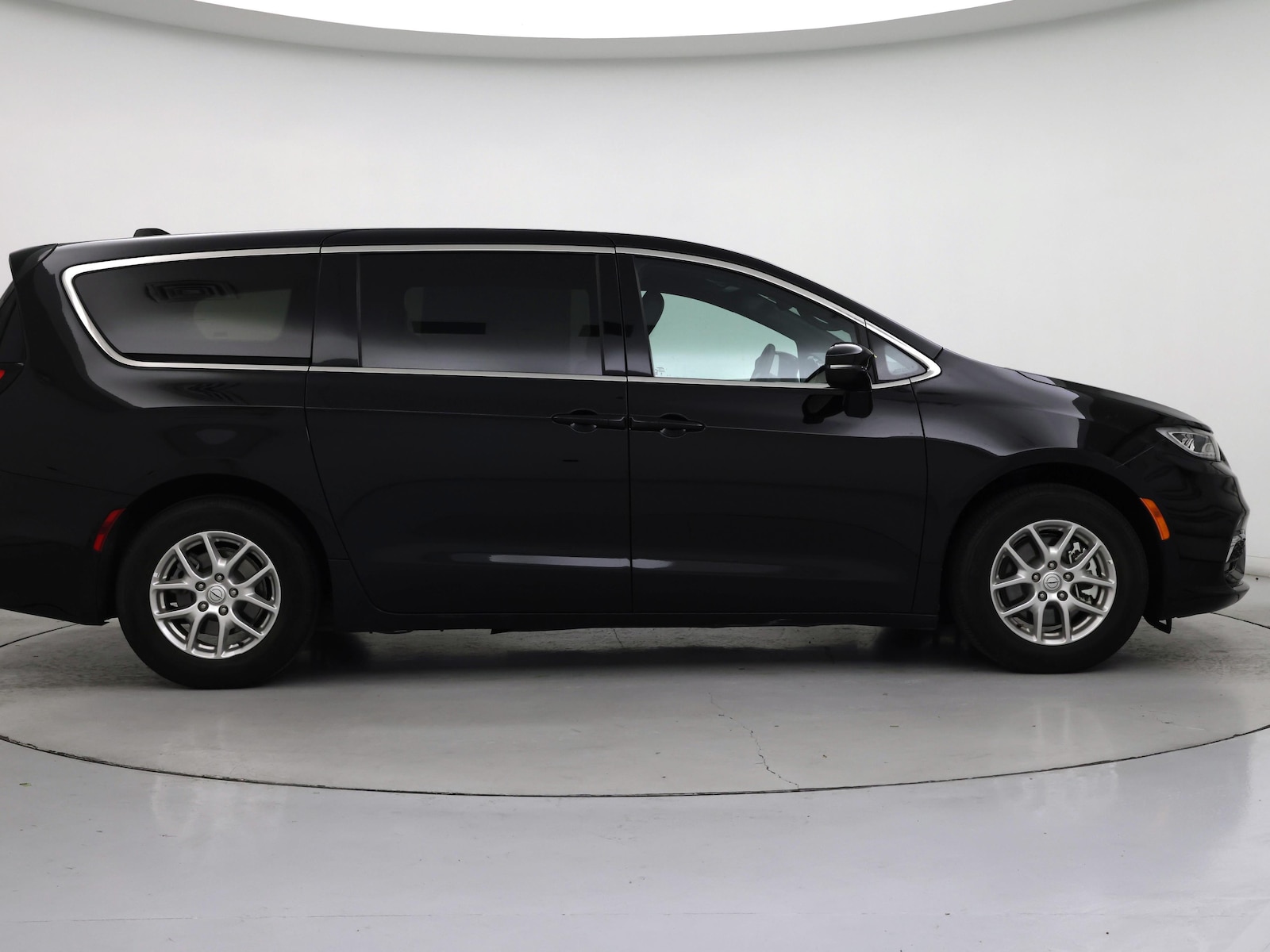 2025 Chrysler Pacifica Select - Photo 8