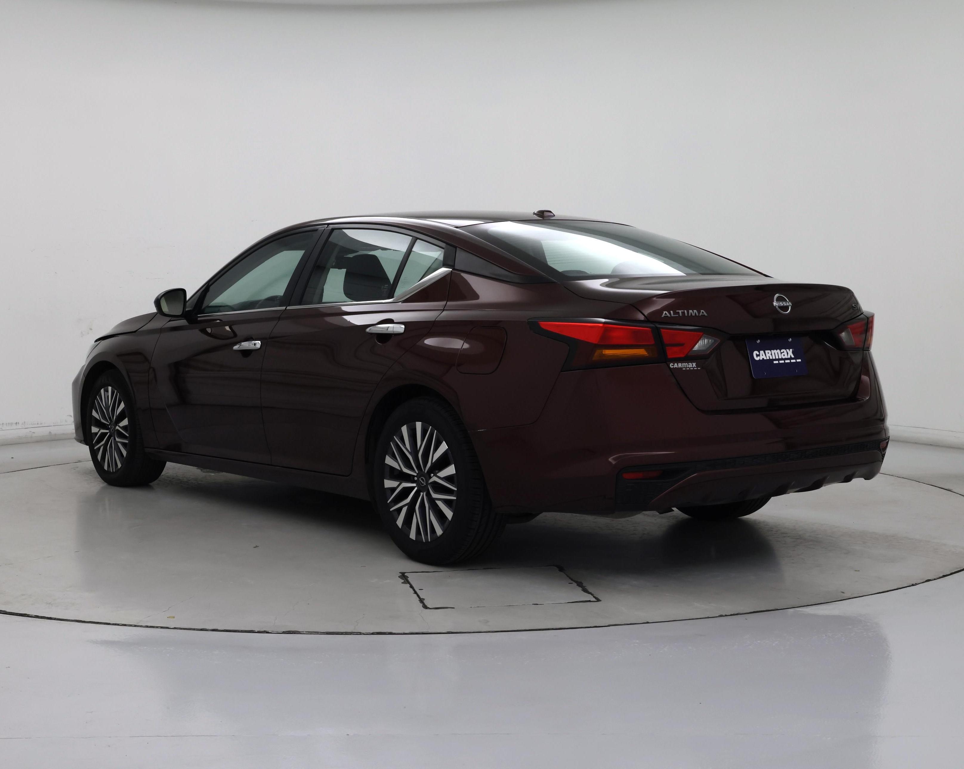 Thumbnail: 2024 Nissan Altima - 2