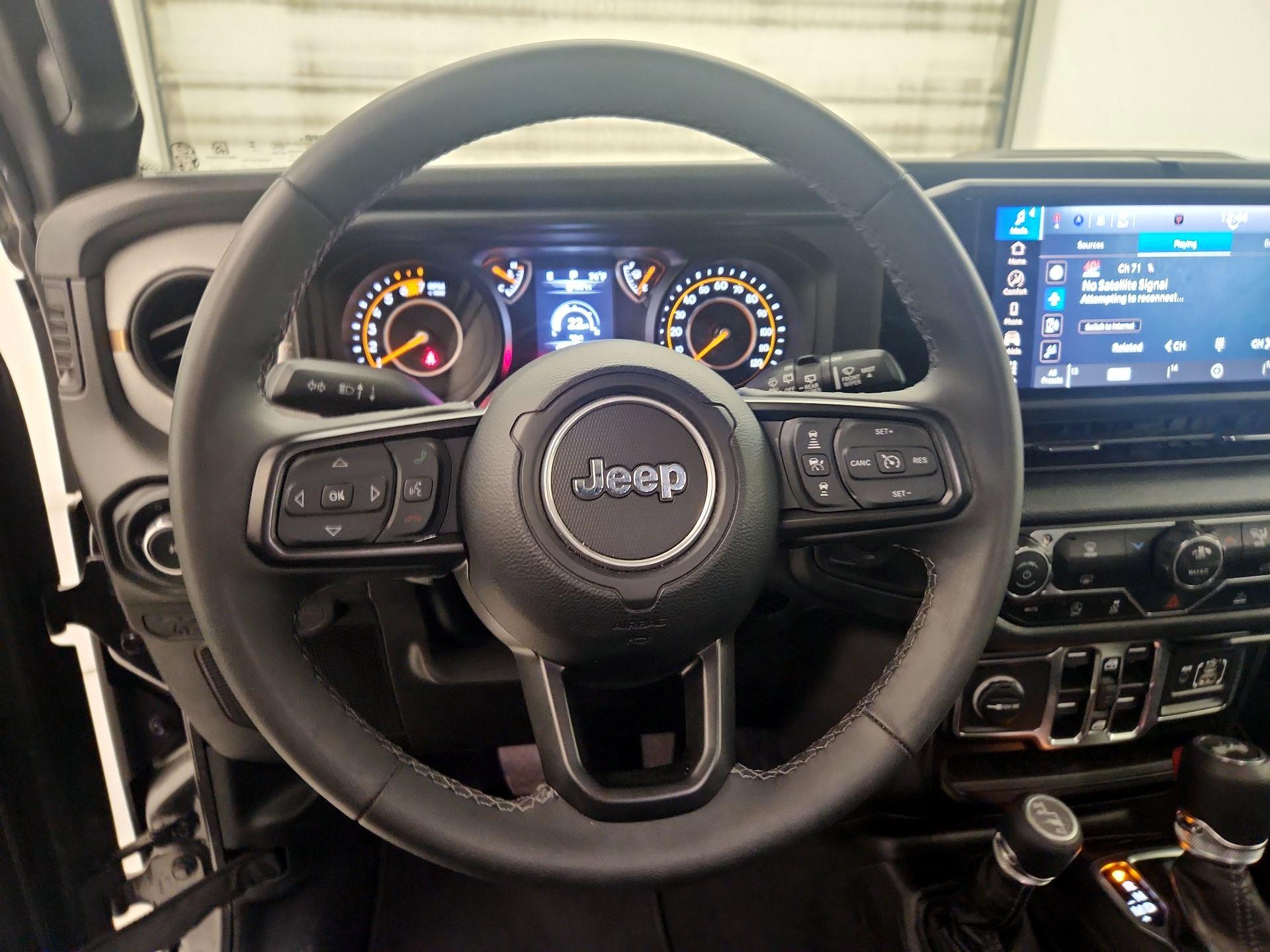 Thumbnail: 2025 Jeep Wrangler - 10