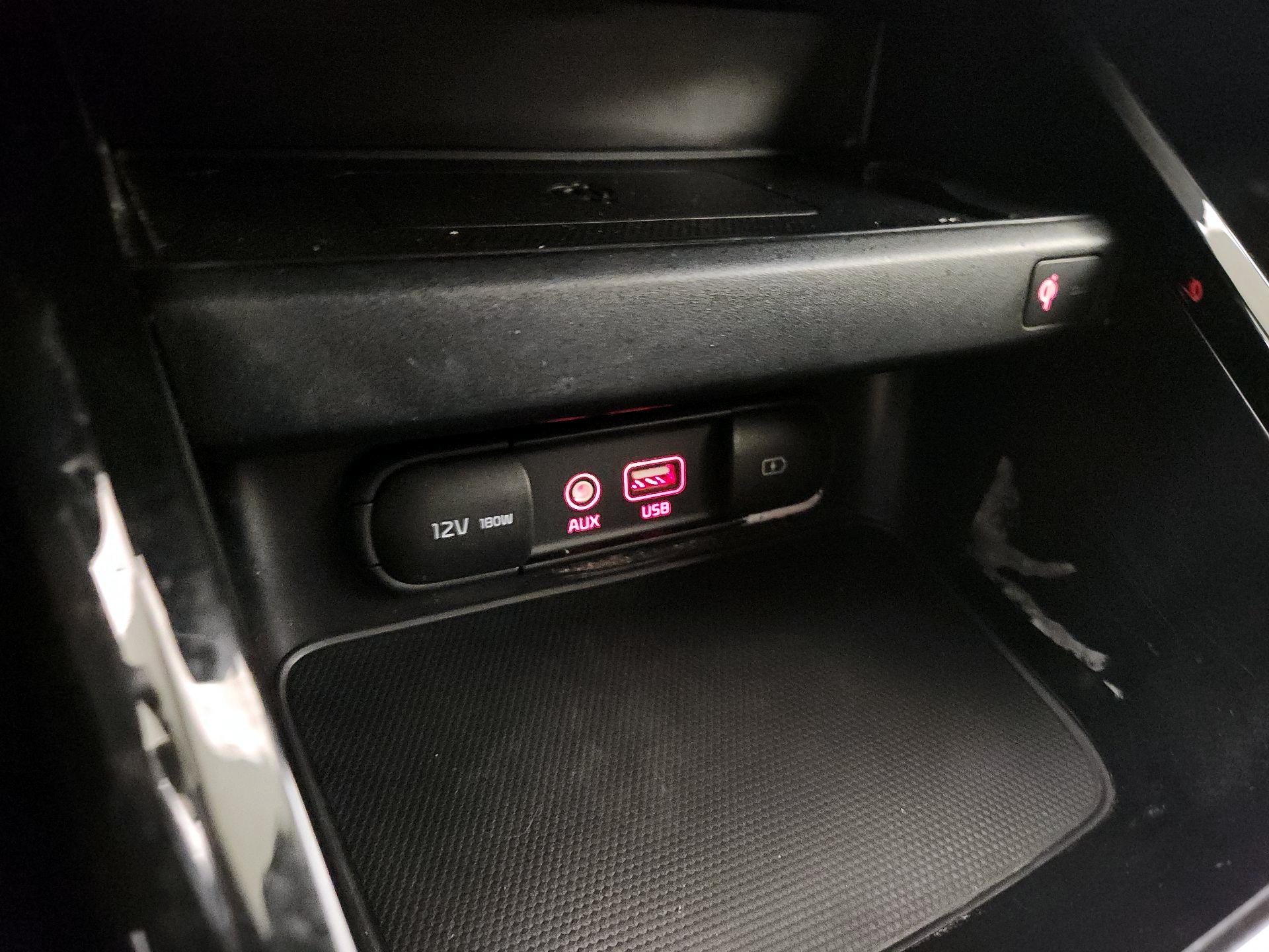 Thumbnail: 2020 Kia Forte - 18