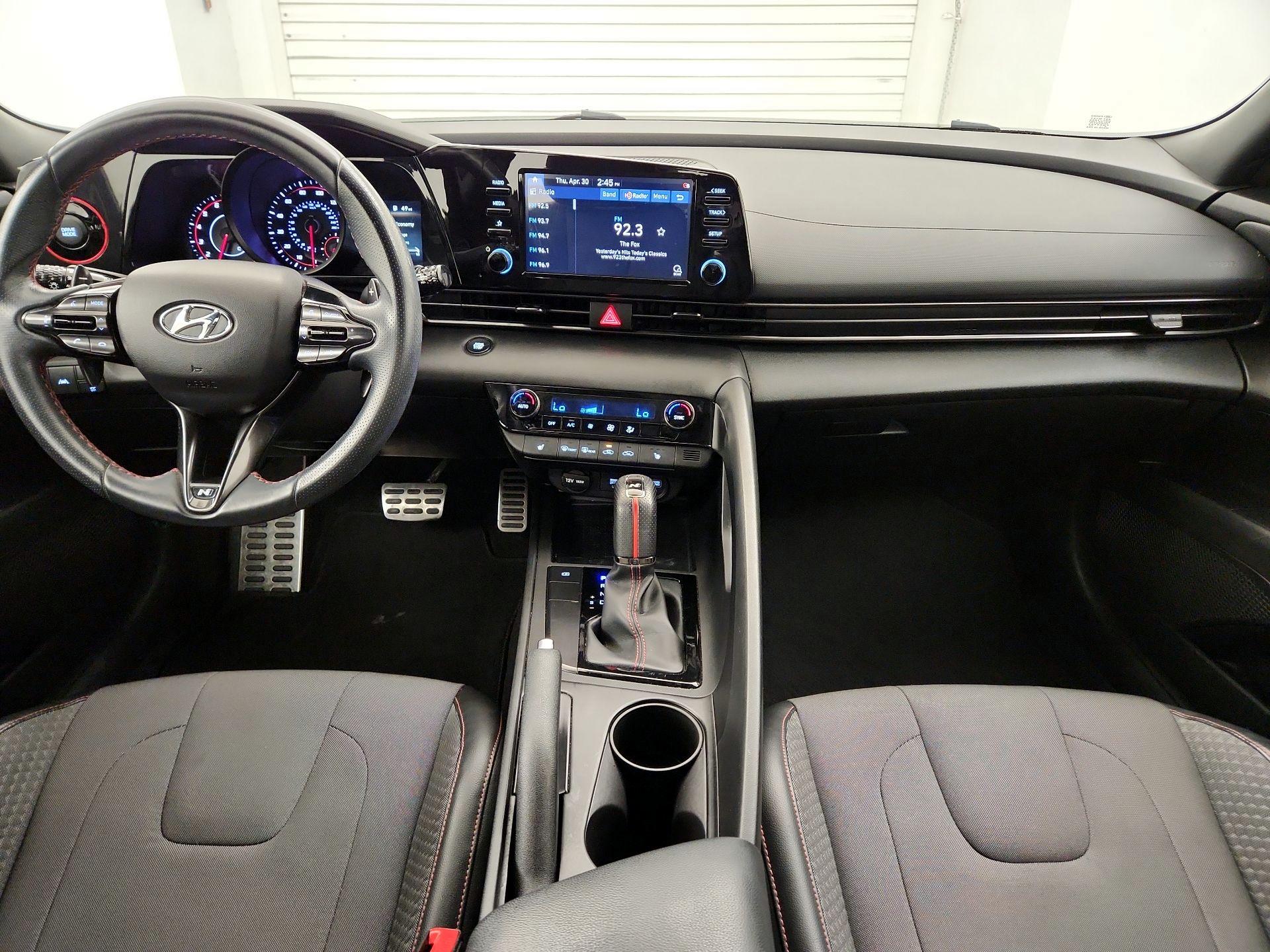 Thumbnail: 2022 Hyundai Elantra - 9