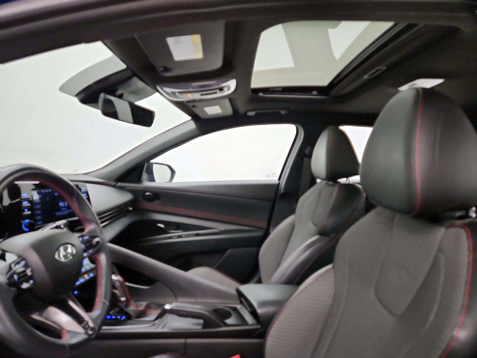 Thumbnail: 2022 Hyundai Elantra - 19