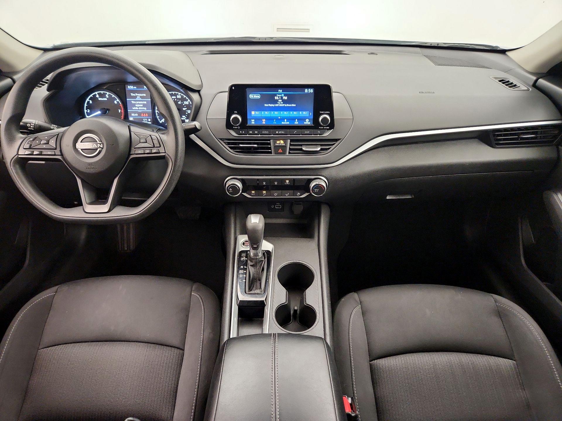 Thumbnail: 2023 Nissan Altima - 9