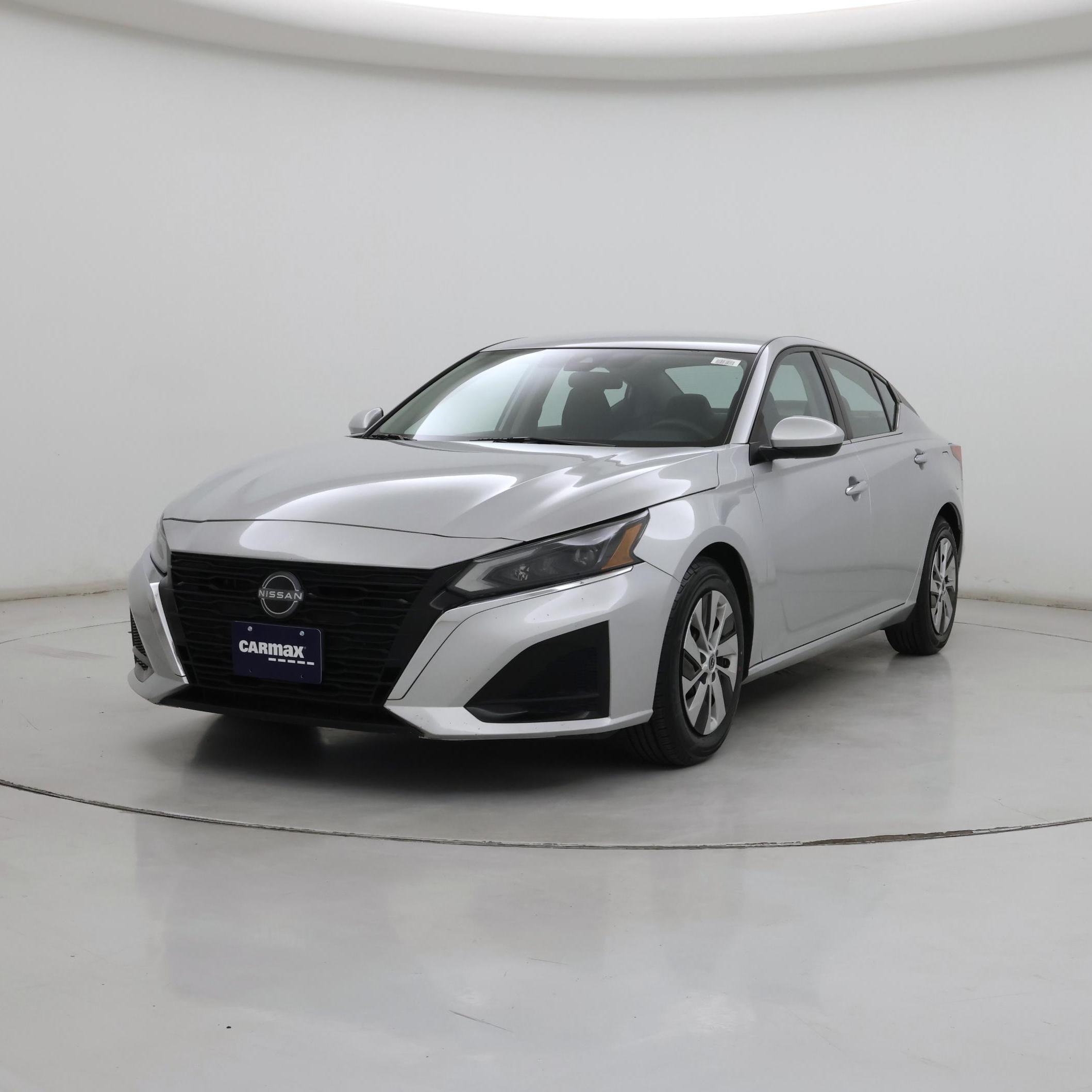 Thumbnail: 2023 Nissan Altima - 4