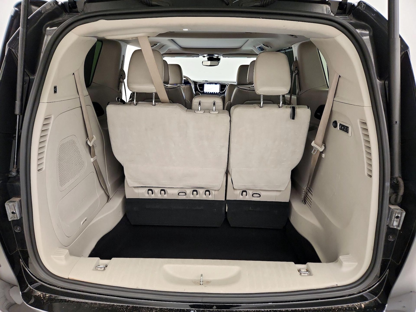 2021 Chrysler Pacifica Limited - Photo 24