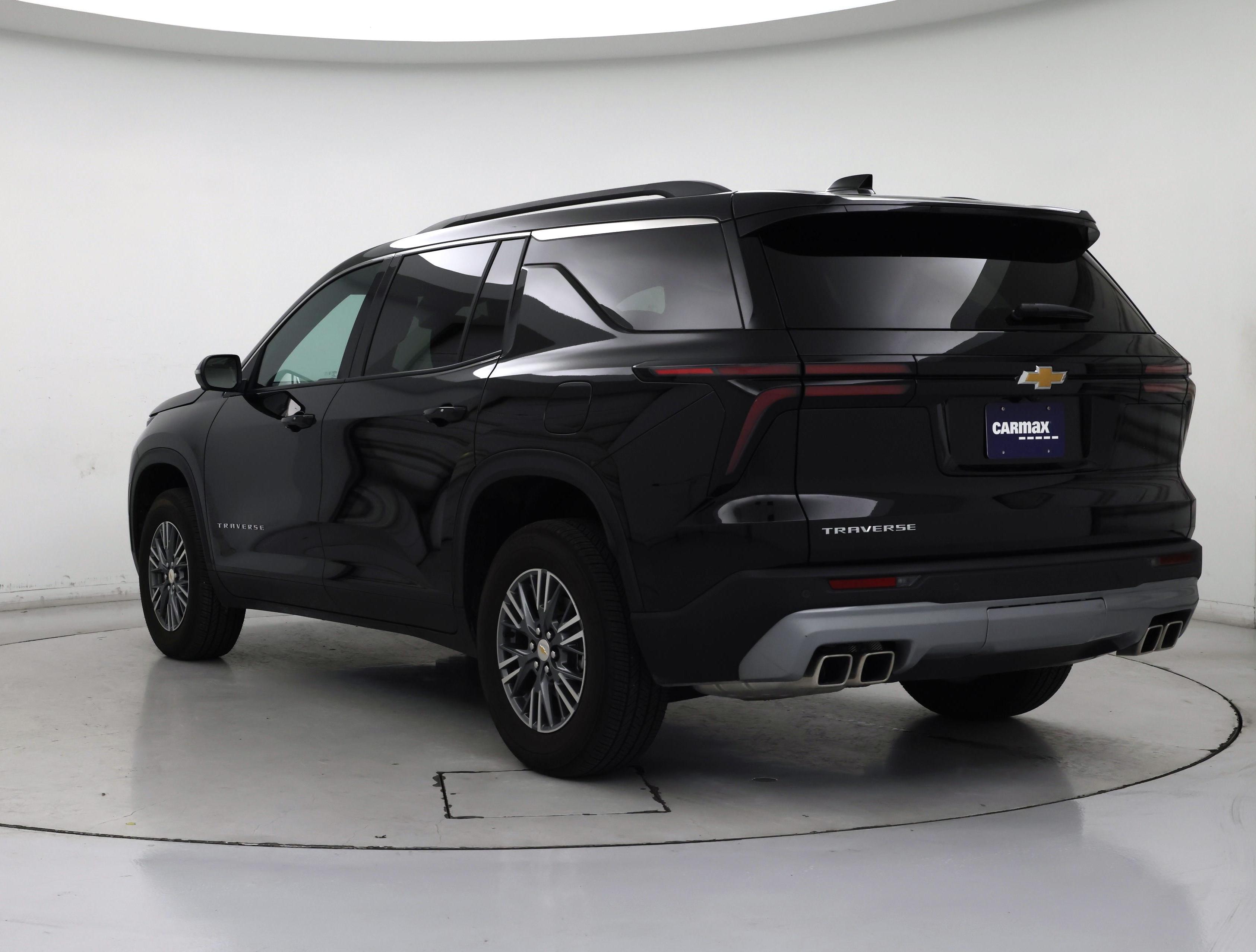 Thumbnail: 2025 Chevrolet Traverse - 2