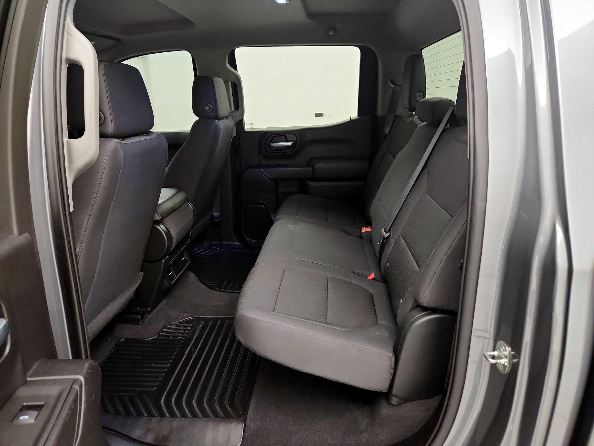 Thumbnail: 2020 Chevrolet Silverado 1500 - 19