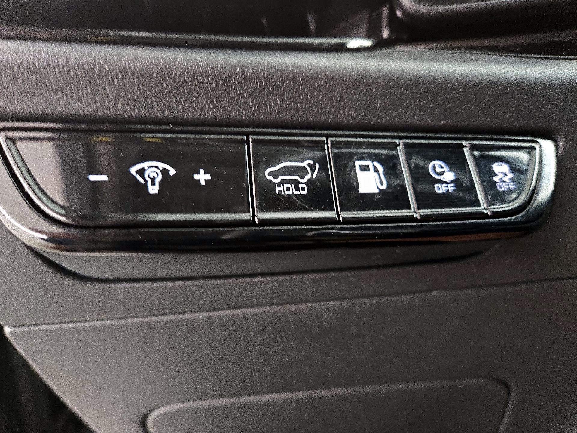 Thumbnail: 2023 Kia Niro - 13