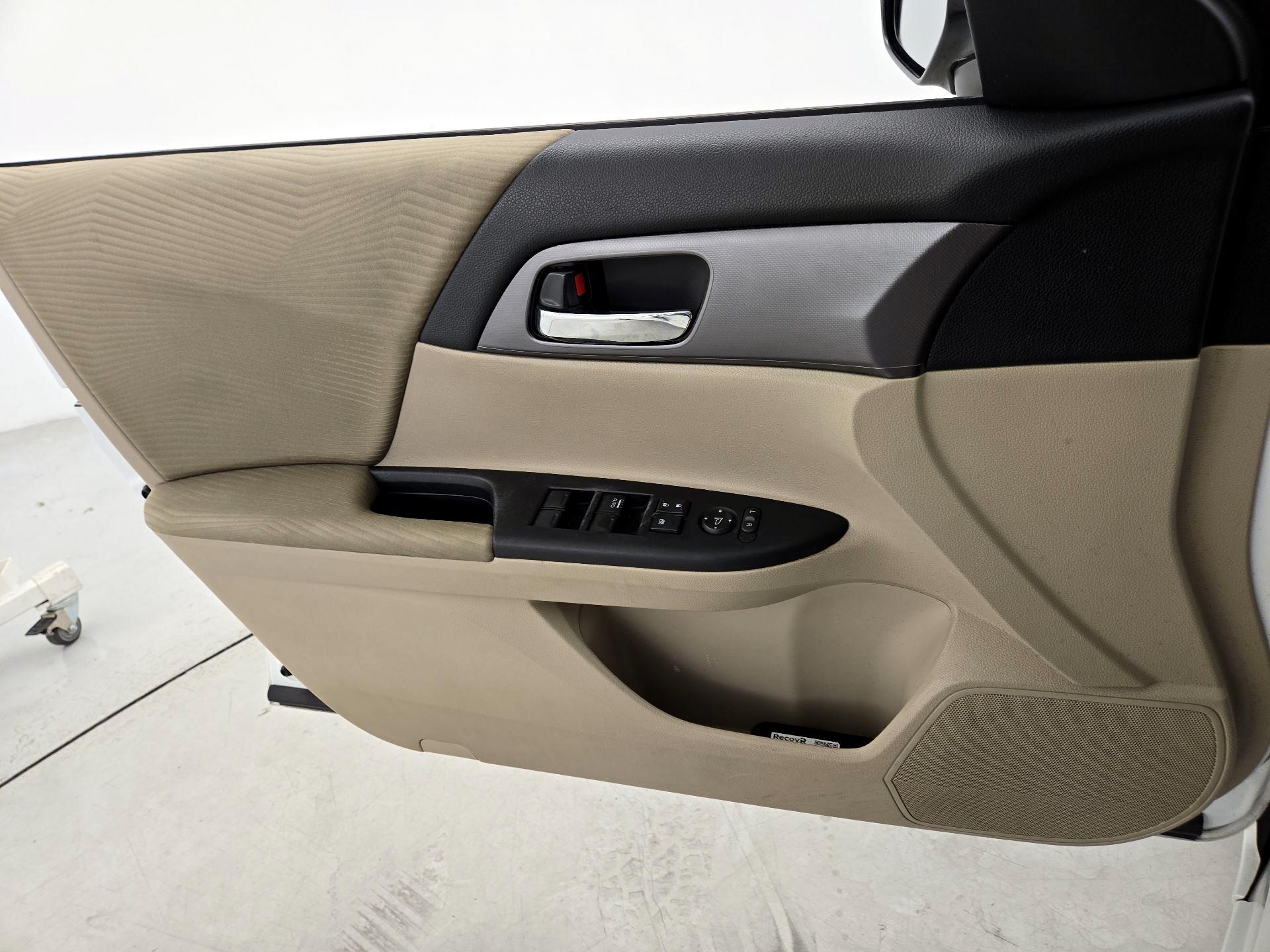 Thumbnail: 2014 Honda Accord - 12