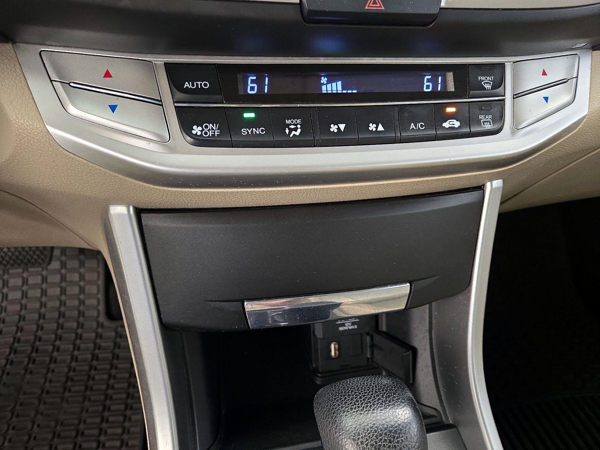 Thumbnail: 2014 Honda Accord - 16