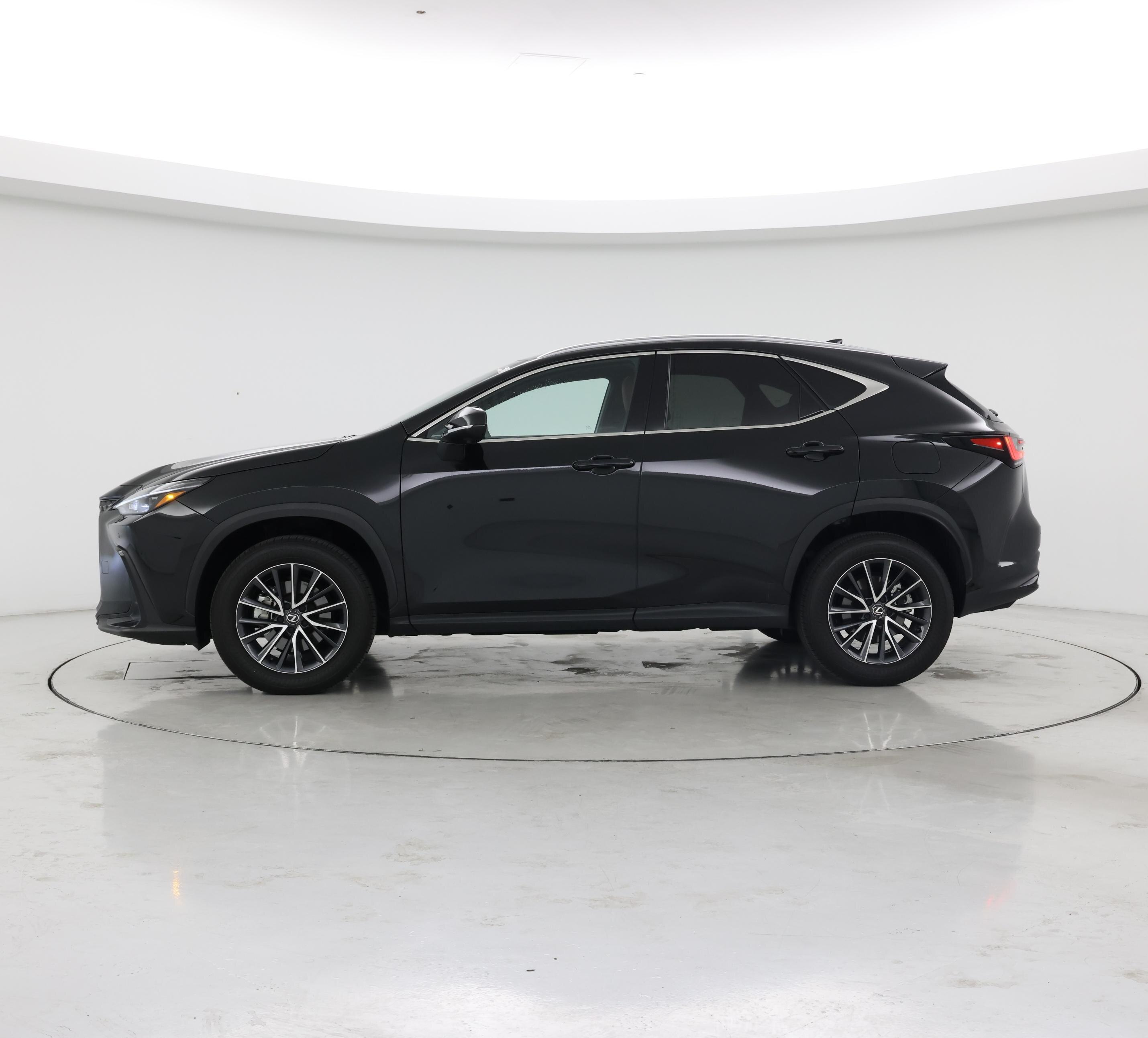 Thumbnail: 2024 Lexus NX - 3