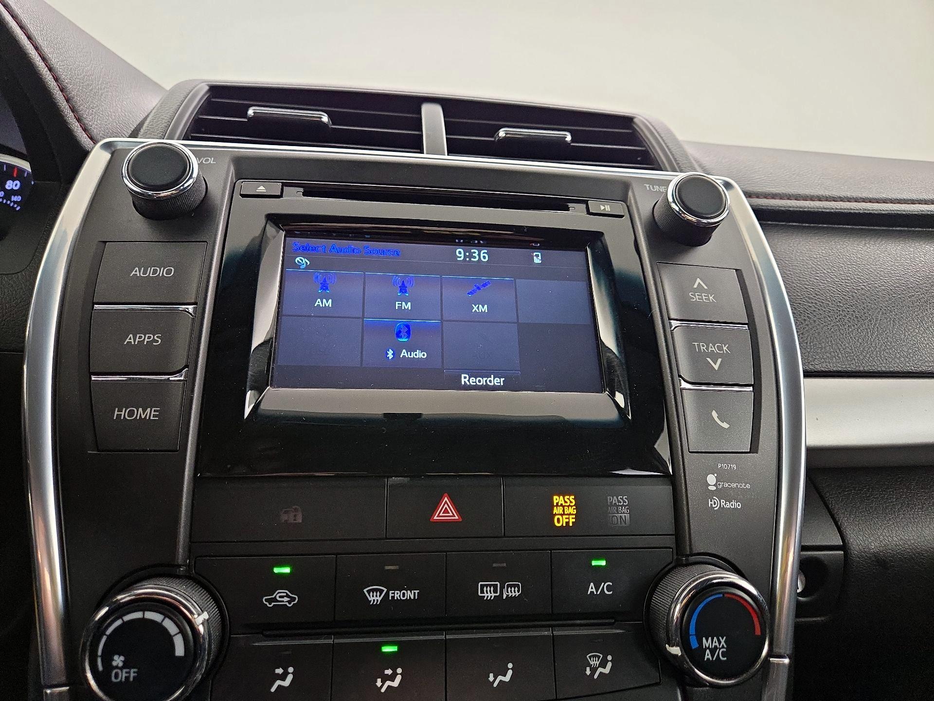 Thumbnail: 2015 Toyota Camry - 15