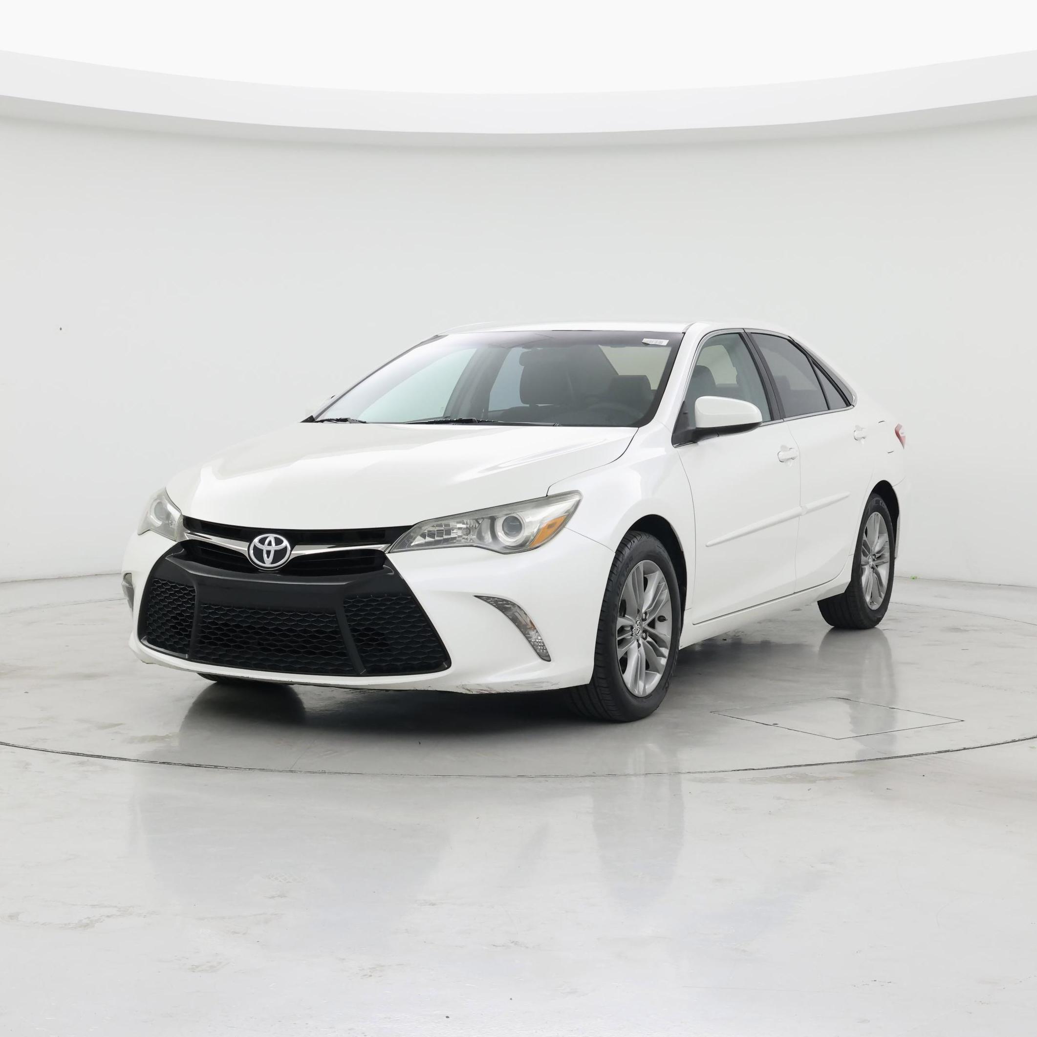 Thumbnail: 2015 Toyota Camry - 4