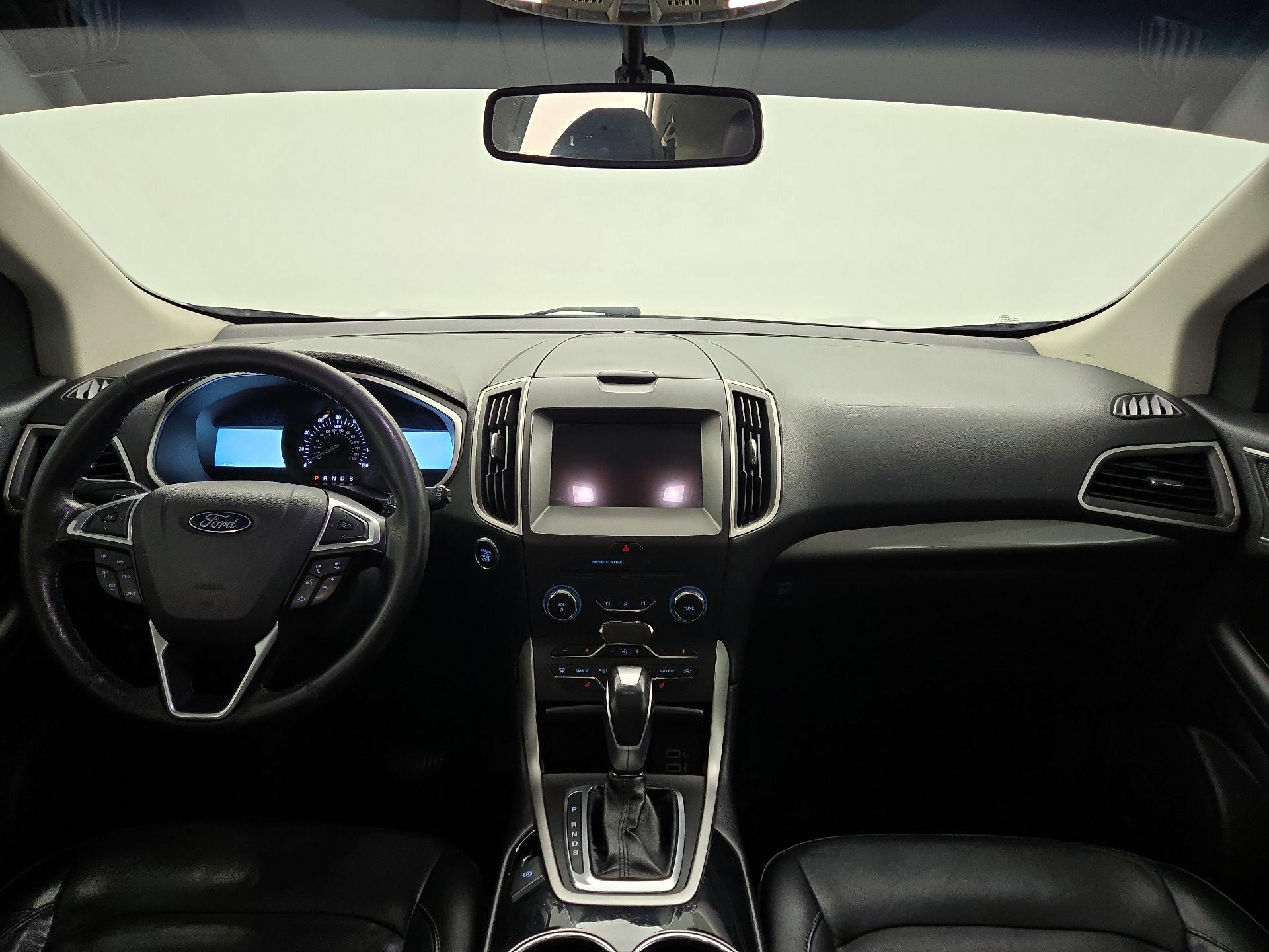 Thumbnail: 2016 Ford Edge - 9