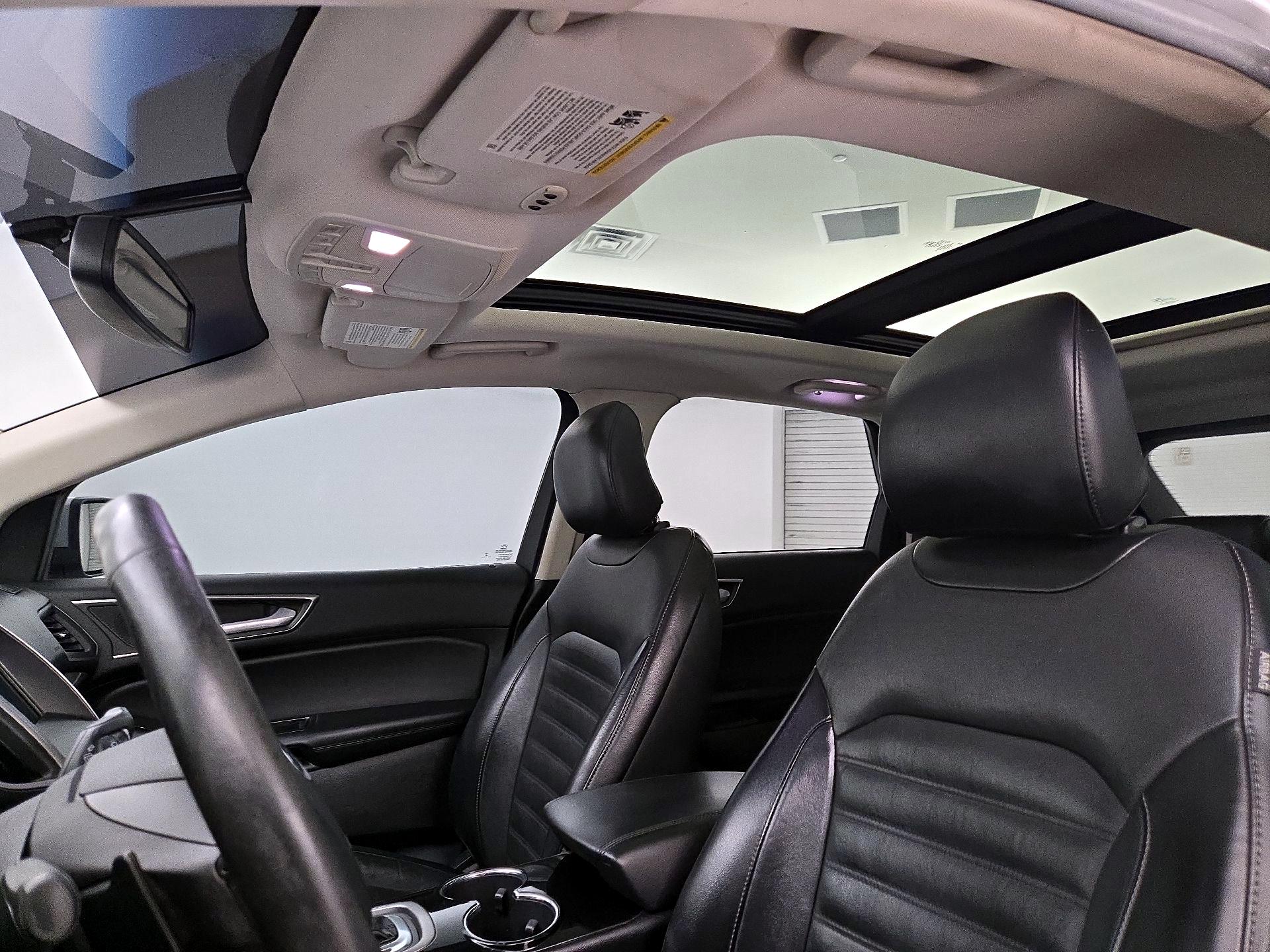 Thumbnail: 2016 Ford Edge - 20