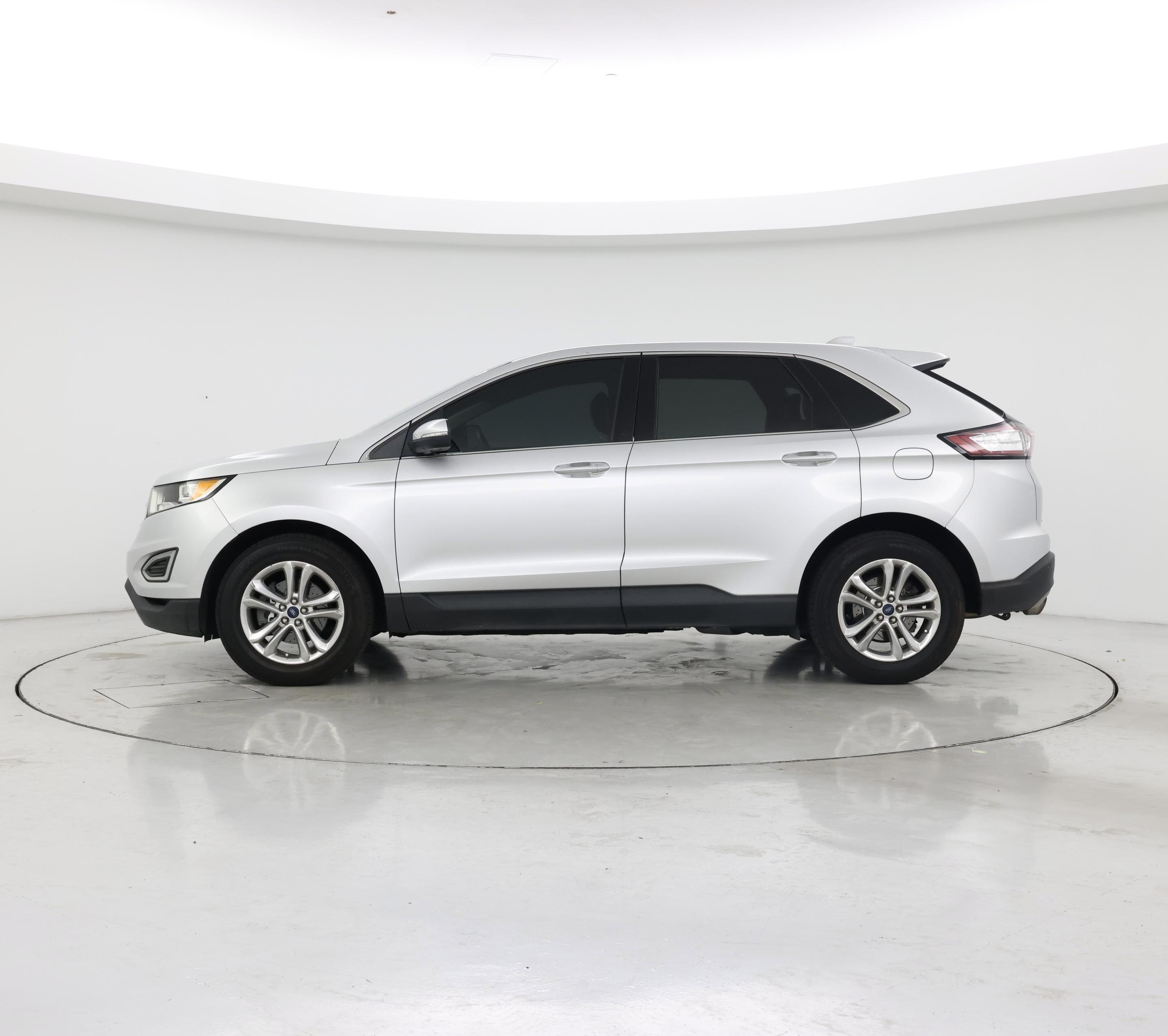 Thumbnail: 2016 Ford Edge - 3