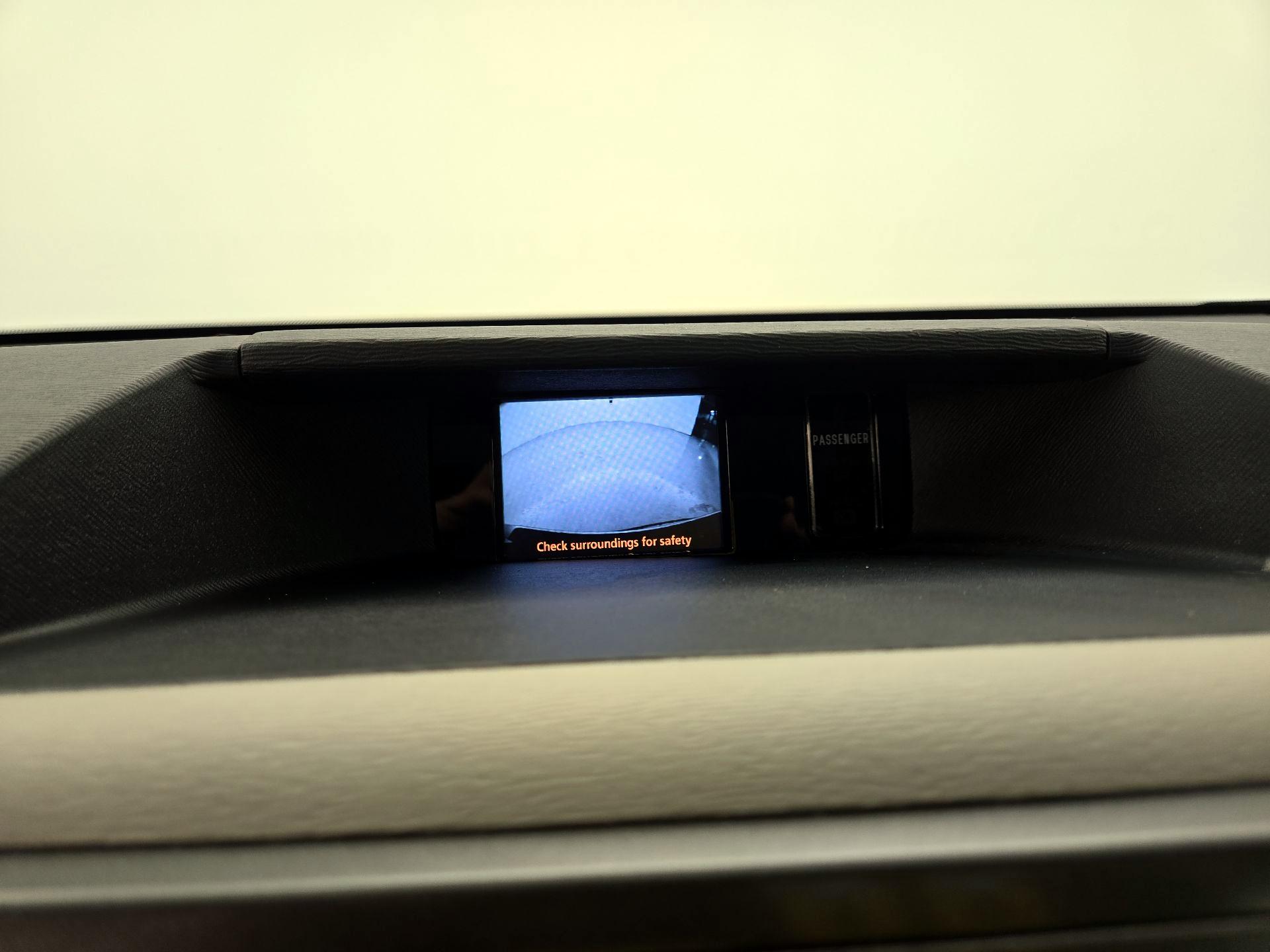 Thumbnail: 2014 Toyota Sienna - 14