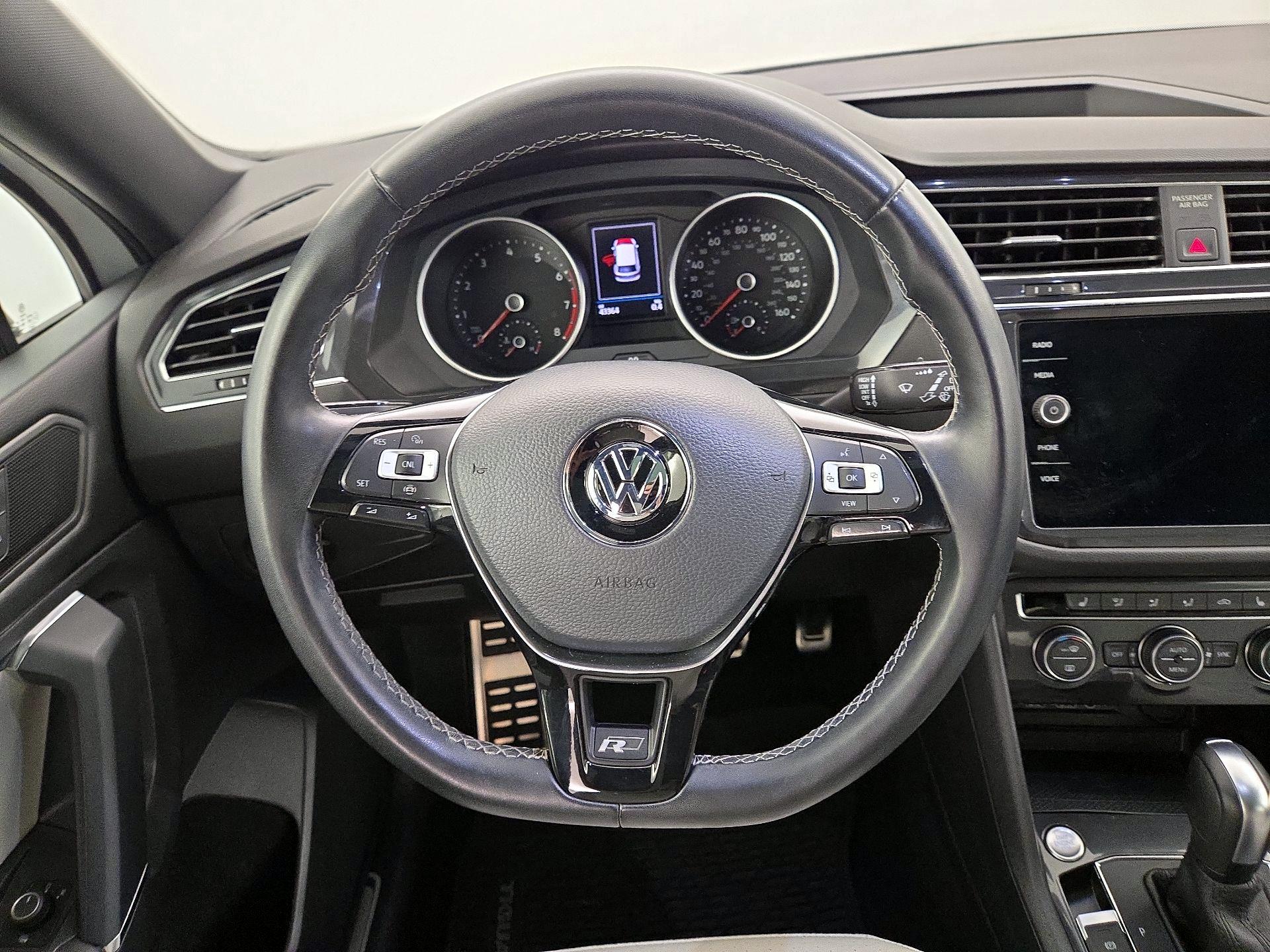 Thumbnail: 2020 Volkswagen Tiguan - 10