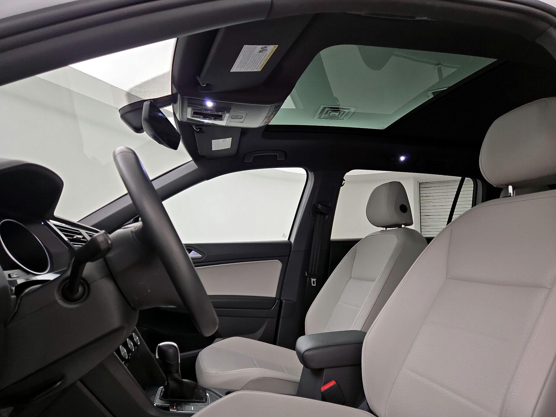 Thumbnail: 2020 Volkswagen Tiguan - 19