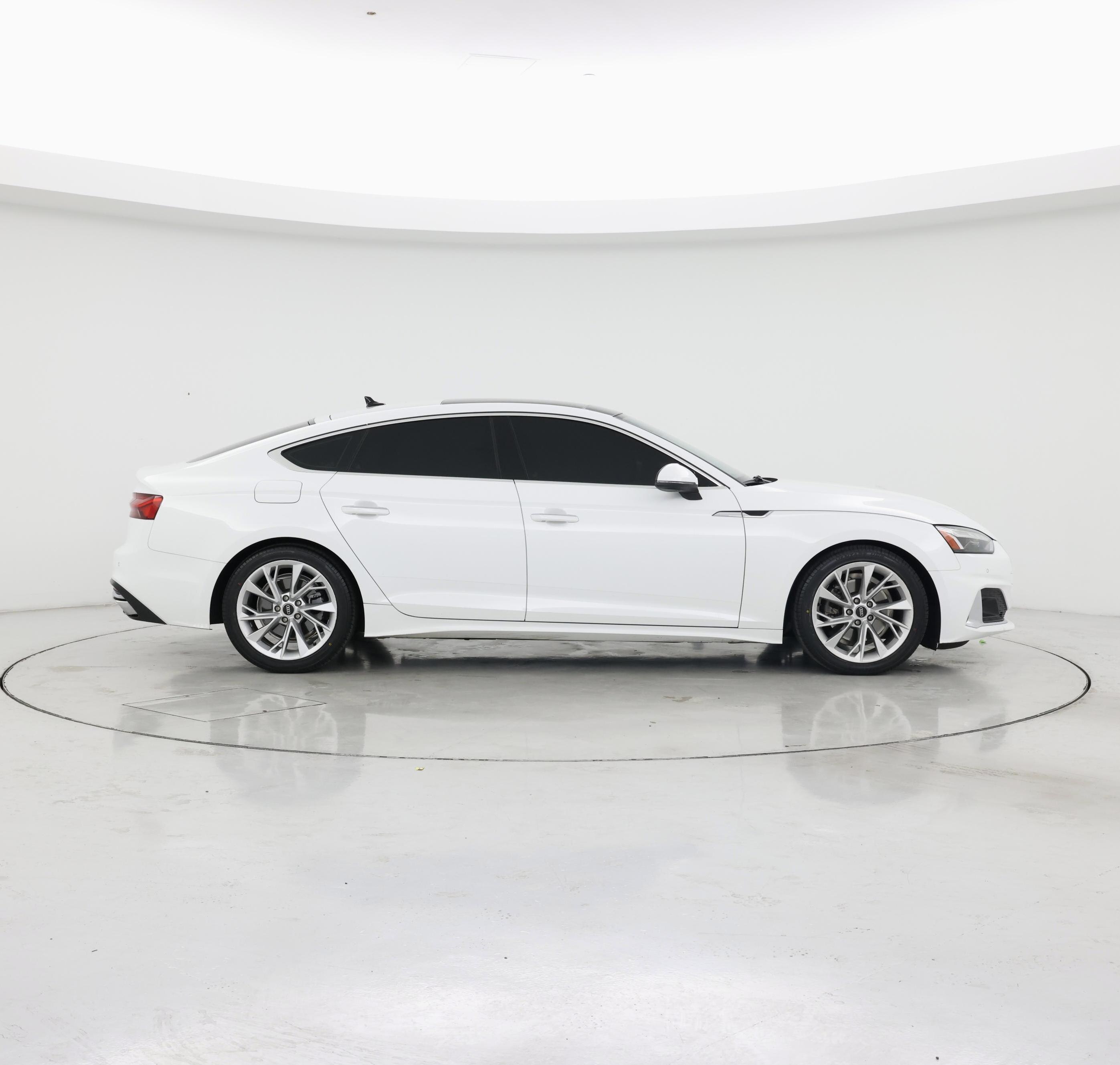 Thumbnail: 2022 Audi A5 - 7