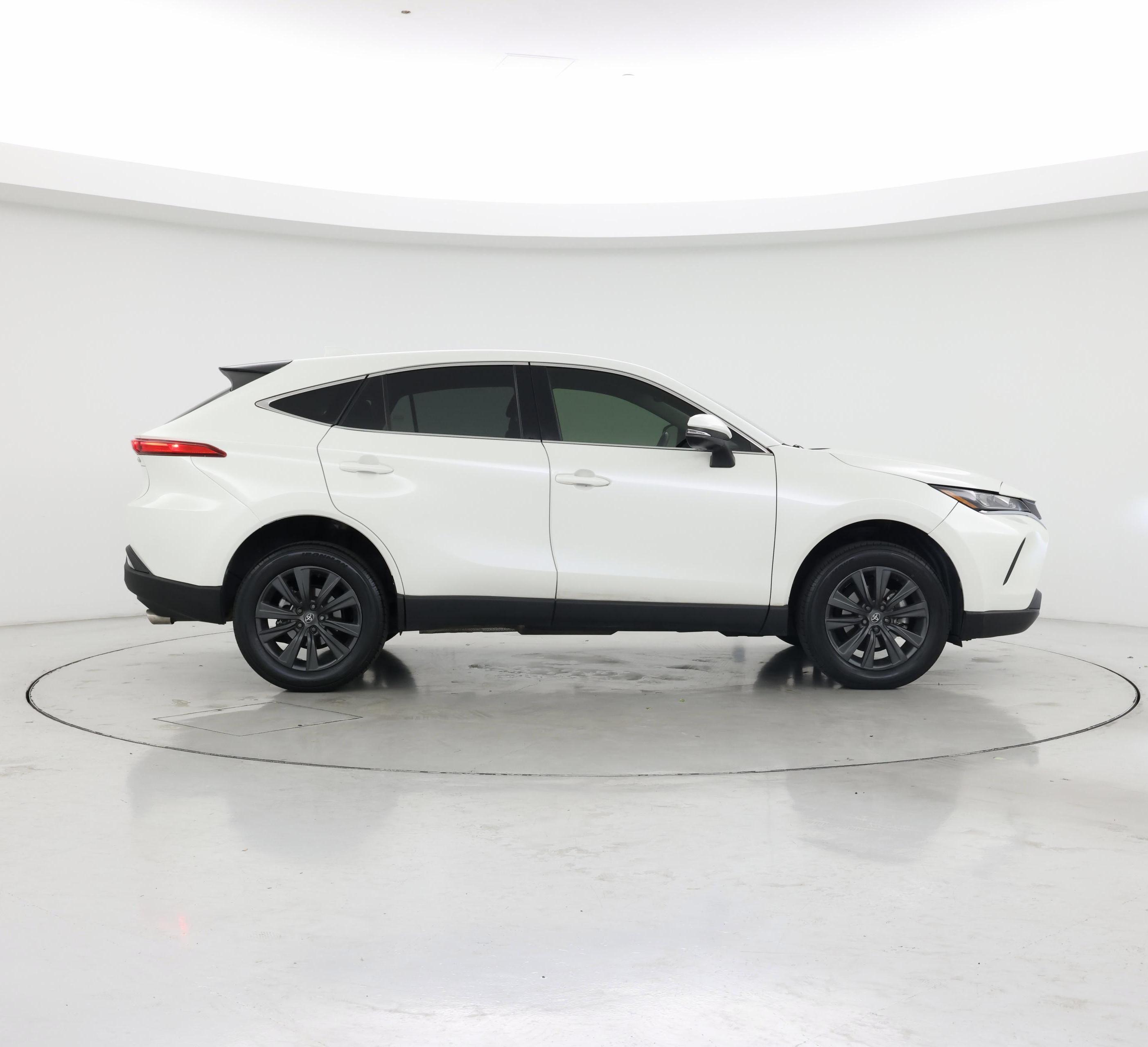 Thumbnail: 2022 Toyota Venza - 7