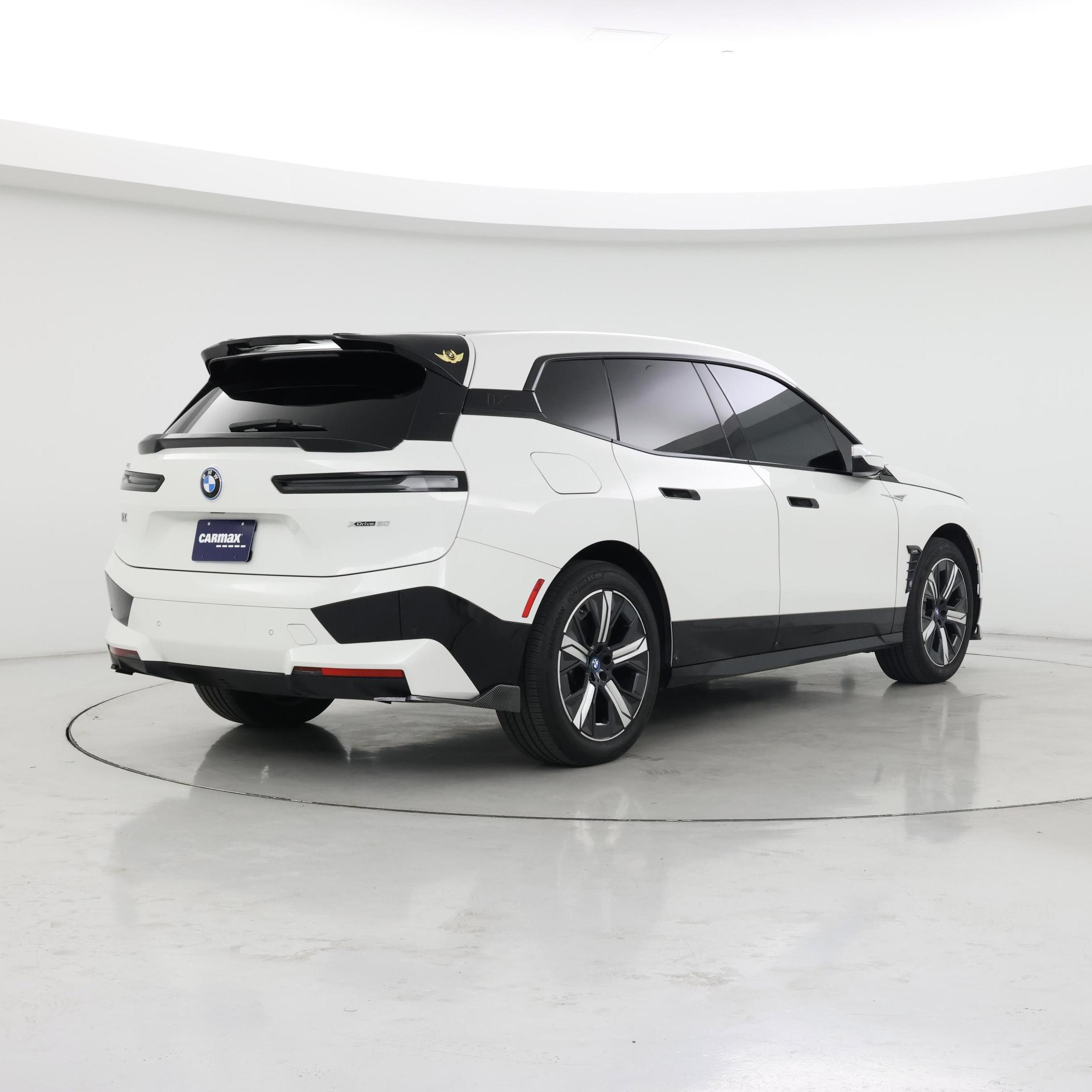 Thumbnail: 2023 BMW iX - 8