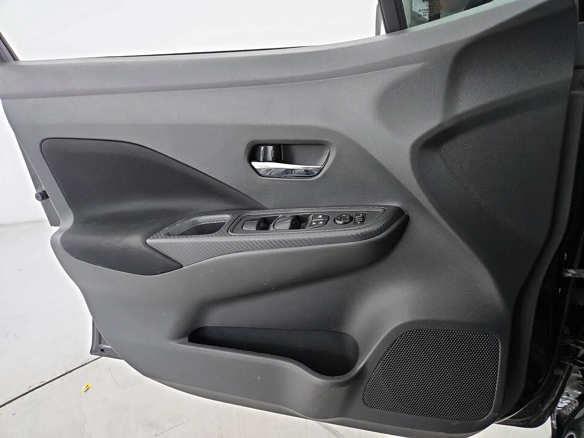 Thumbnail: 2021 Nissan Versa - 12