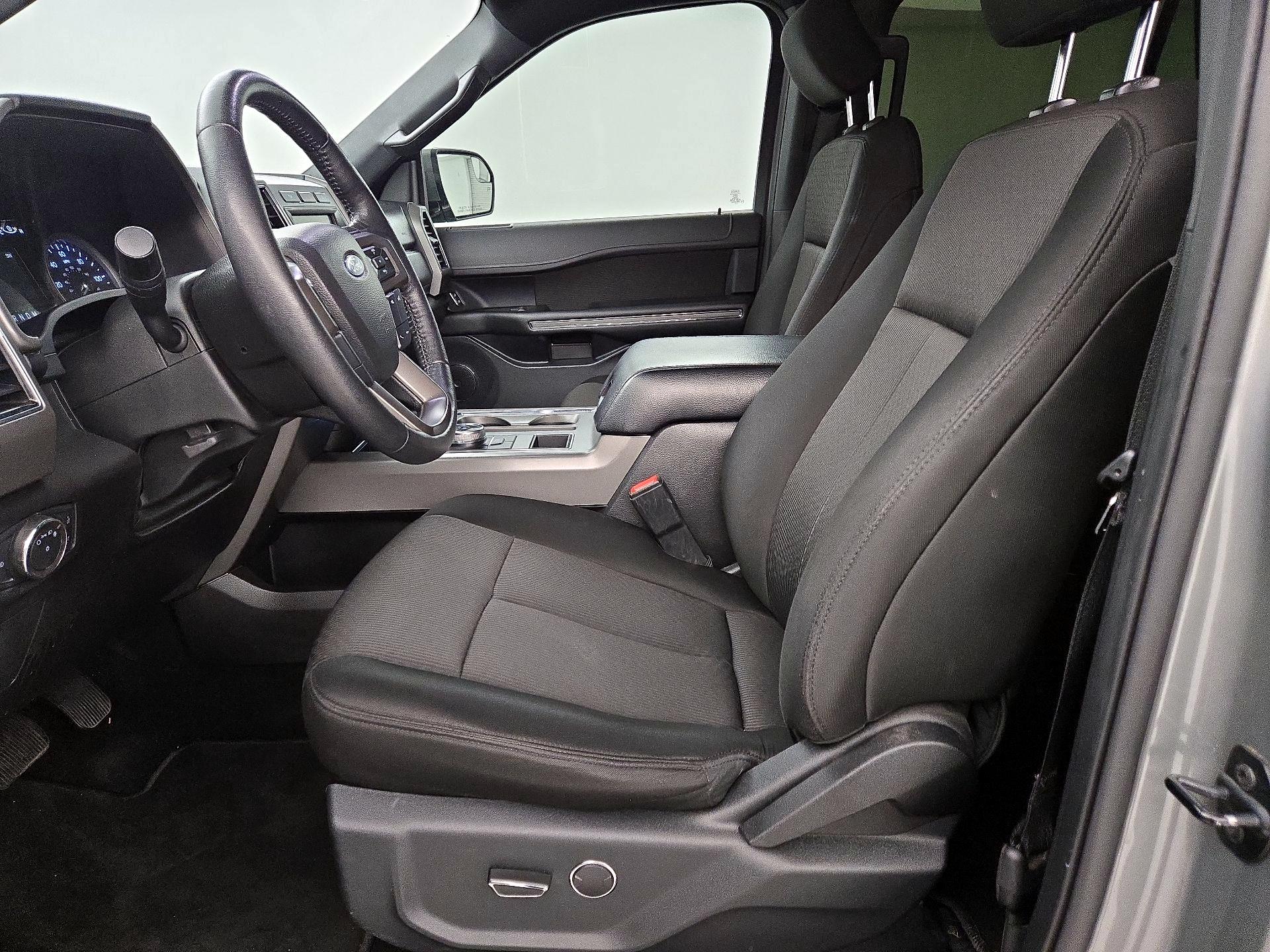 Thumbnail: 2019 Ford Expedition - 11