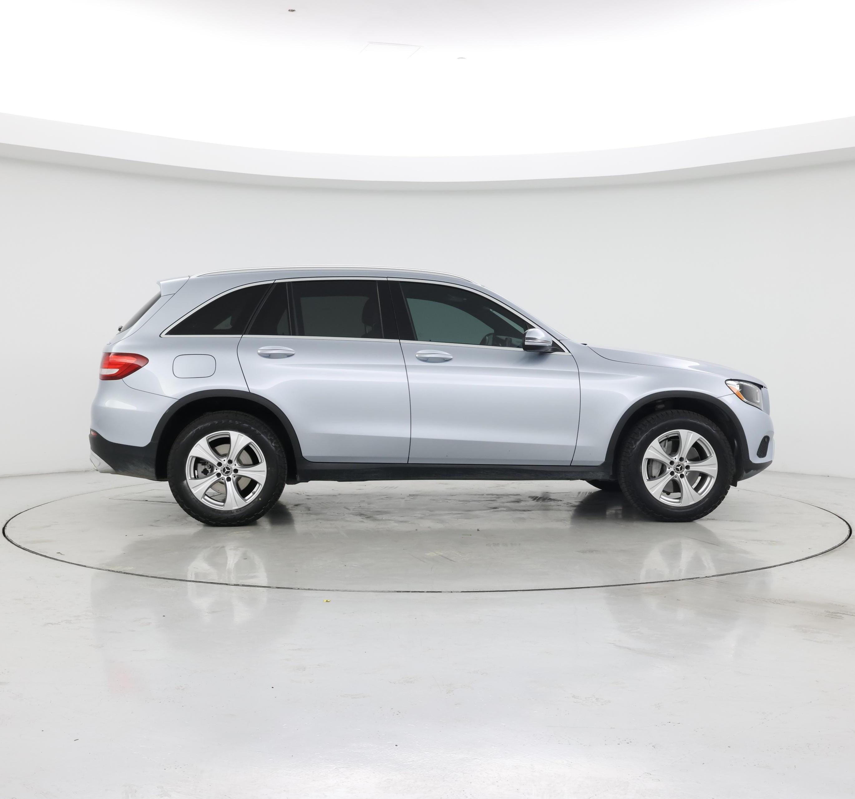 Thumbnail: 2018 Mercedes-Benz GLC - 7