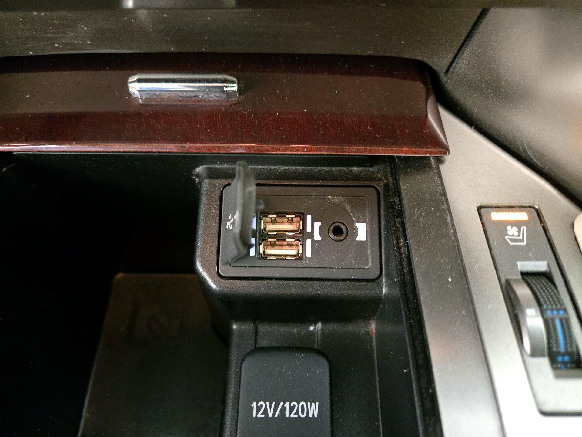 Thumbnail: 2016 Lexus GX - 19