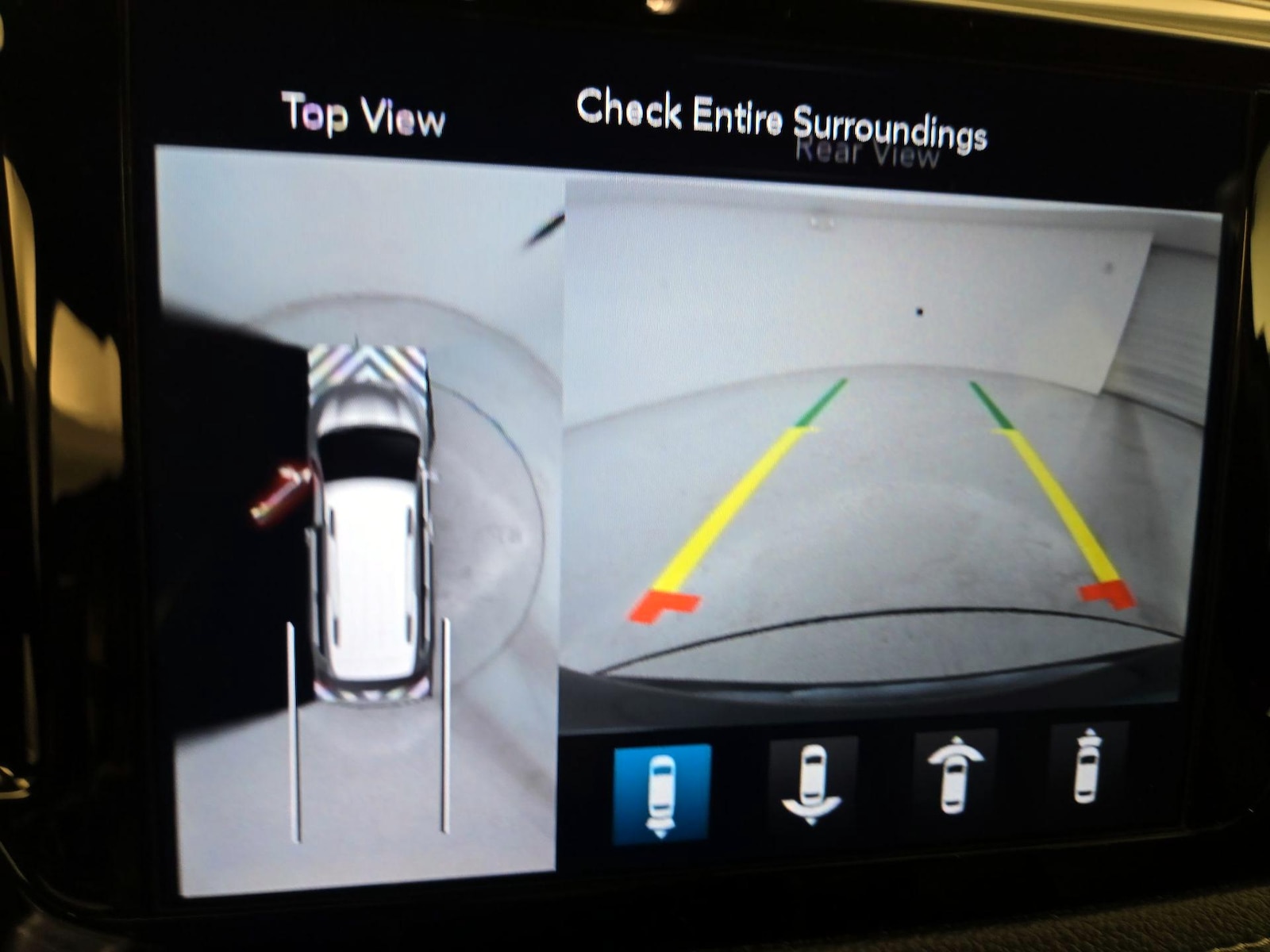 2019 Chrysler Pacifica Limited - Photo 16
