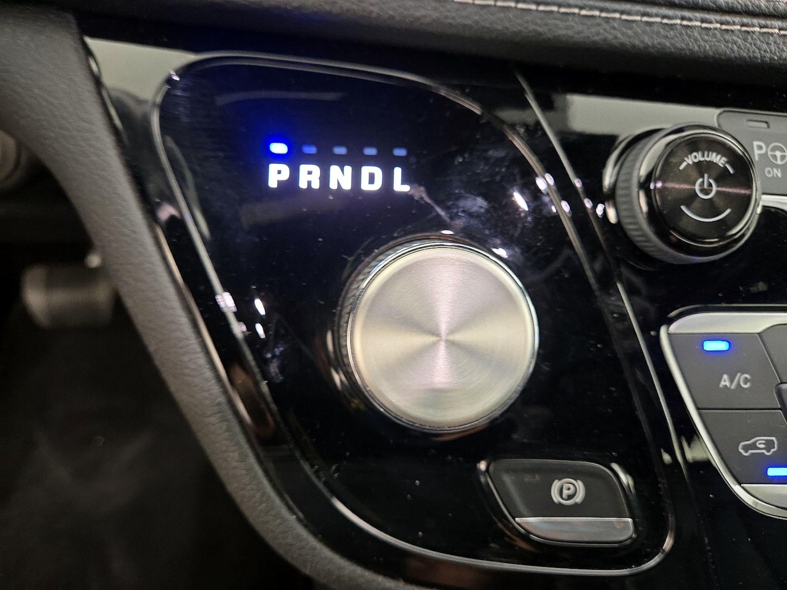 2019 Chrysler Pacifica Limited - Photo 19
