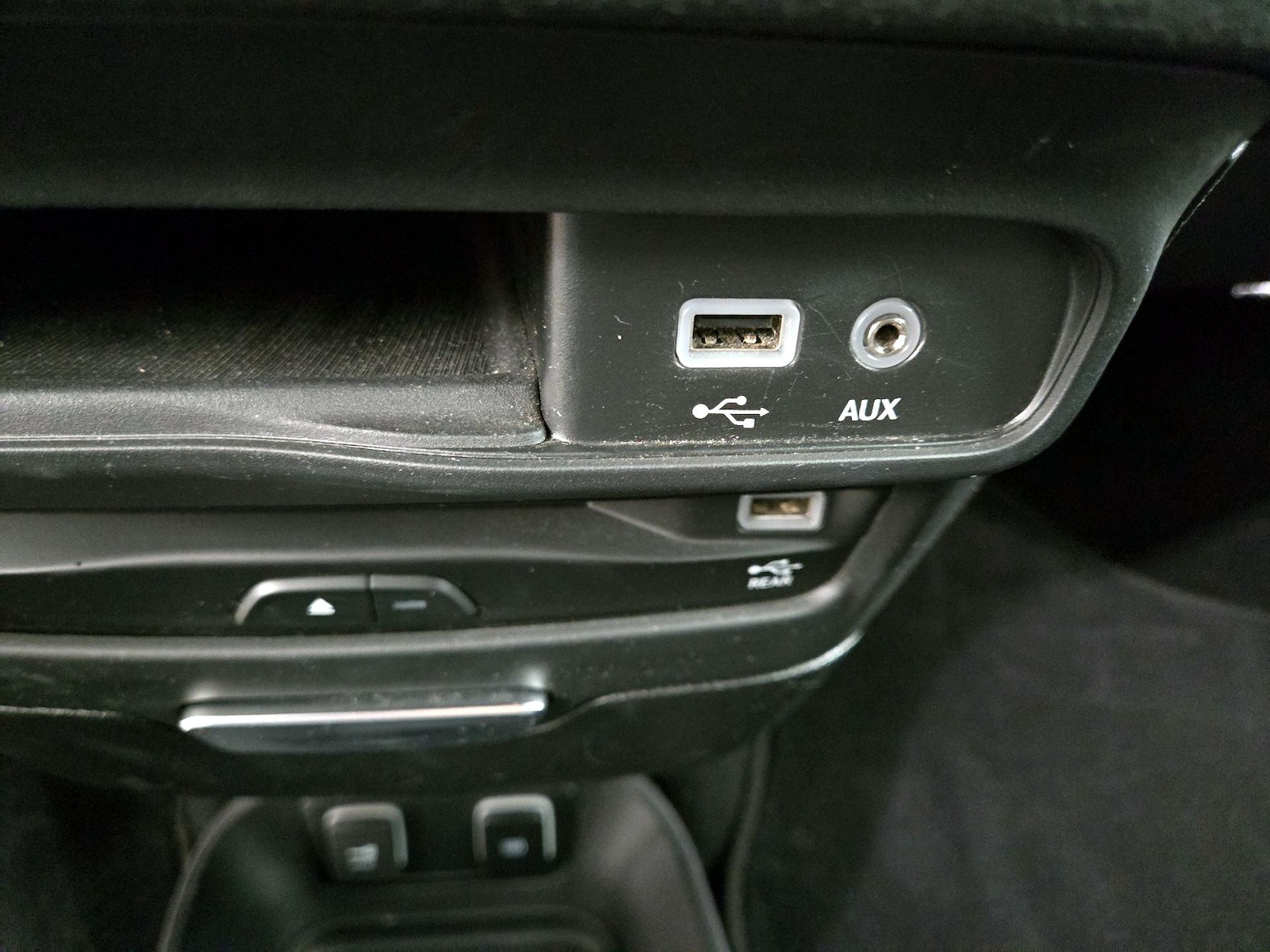 2019 Chrysler Pacifica Limited - Photo 20
